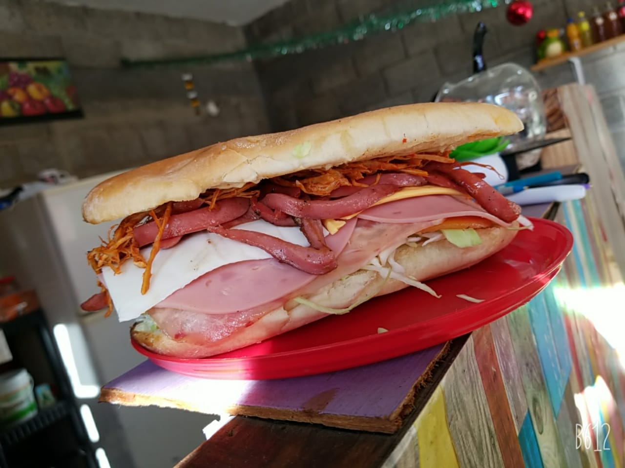 Loncheria El Padrino image 3