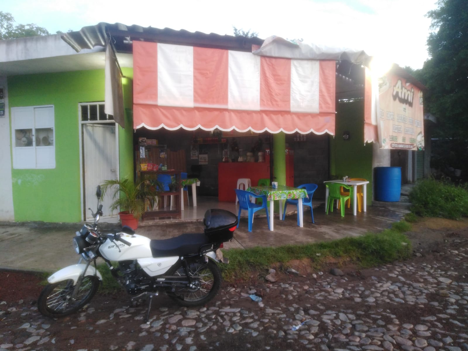 Loncheria El Padrino image 4