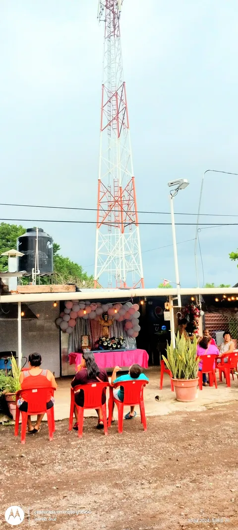 Cenaduria Popochas image 2