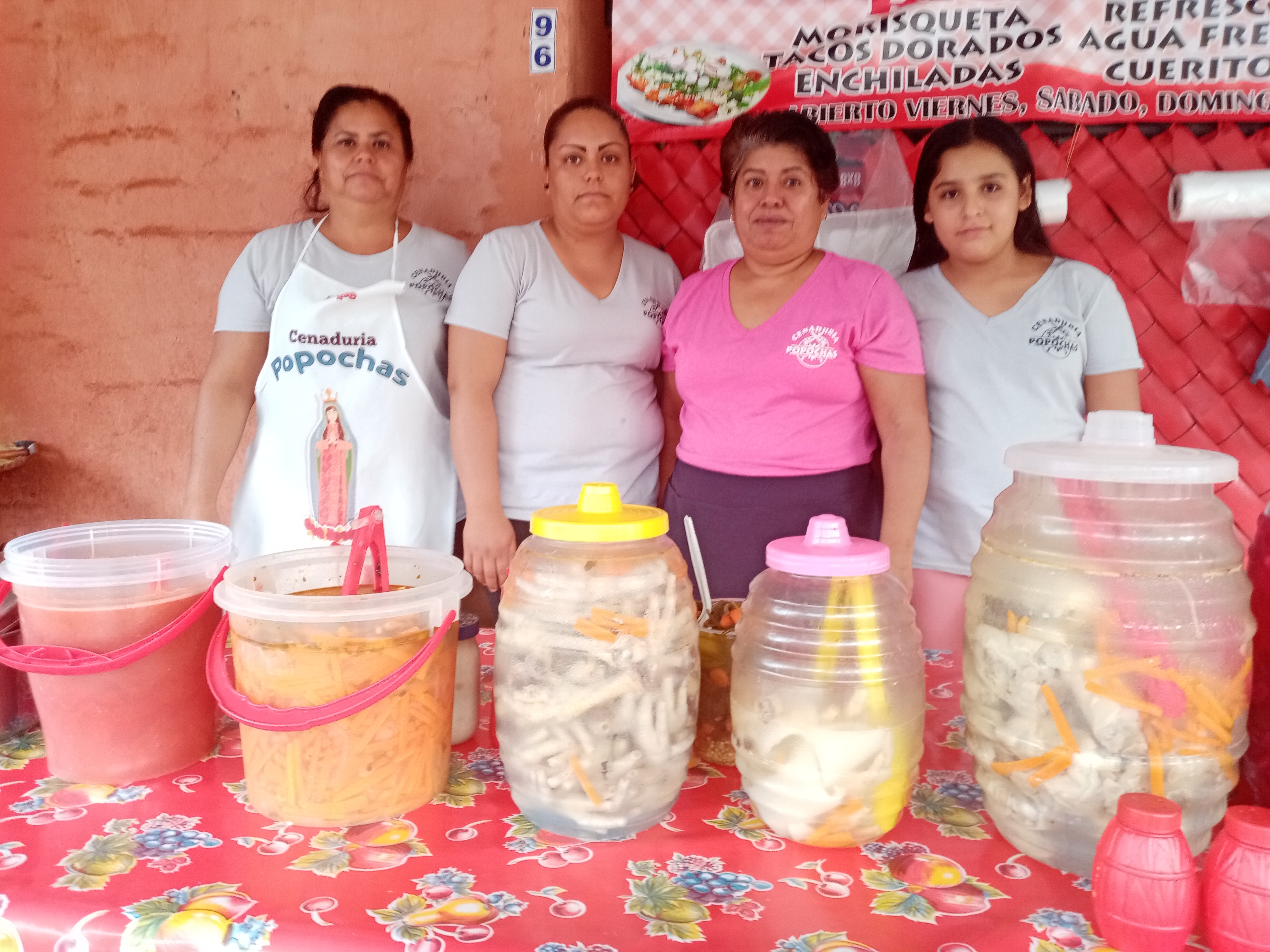 Cenaduria Popochas image 3