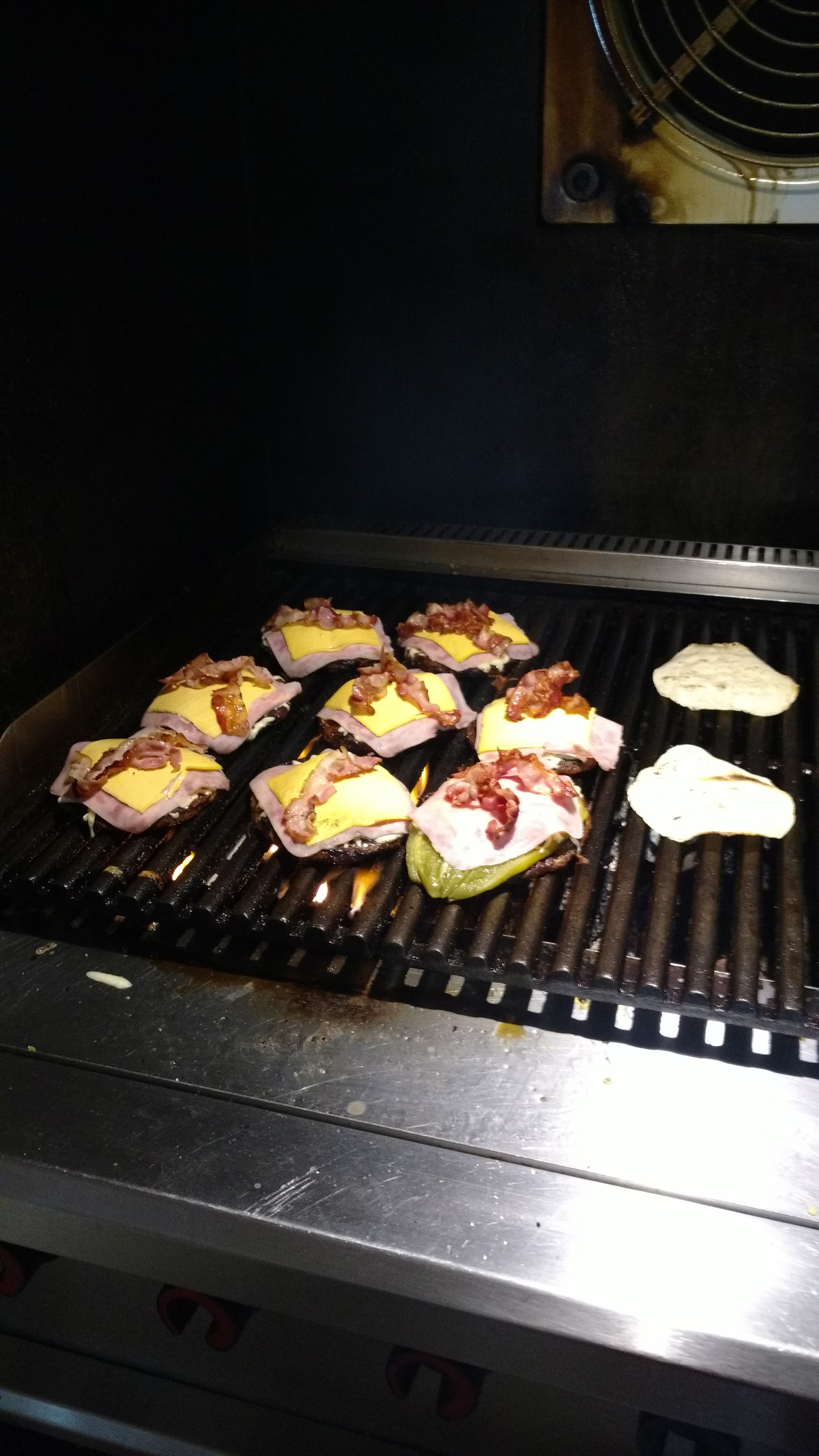 La Parrilada Asadero image 9