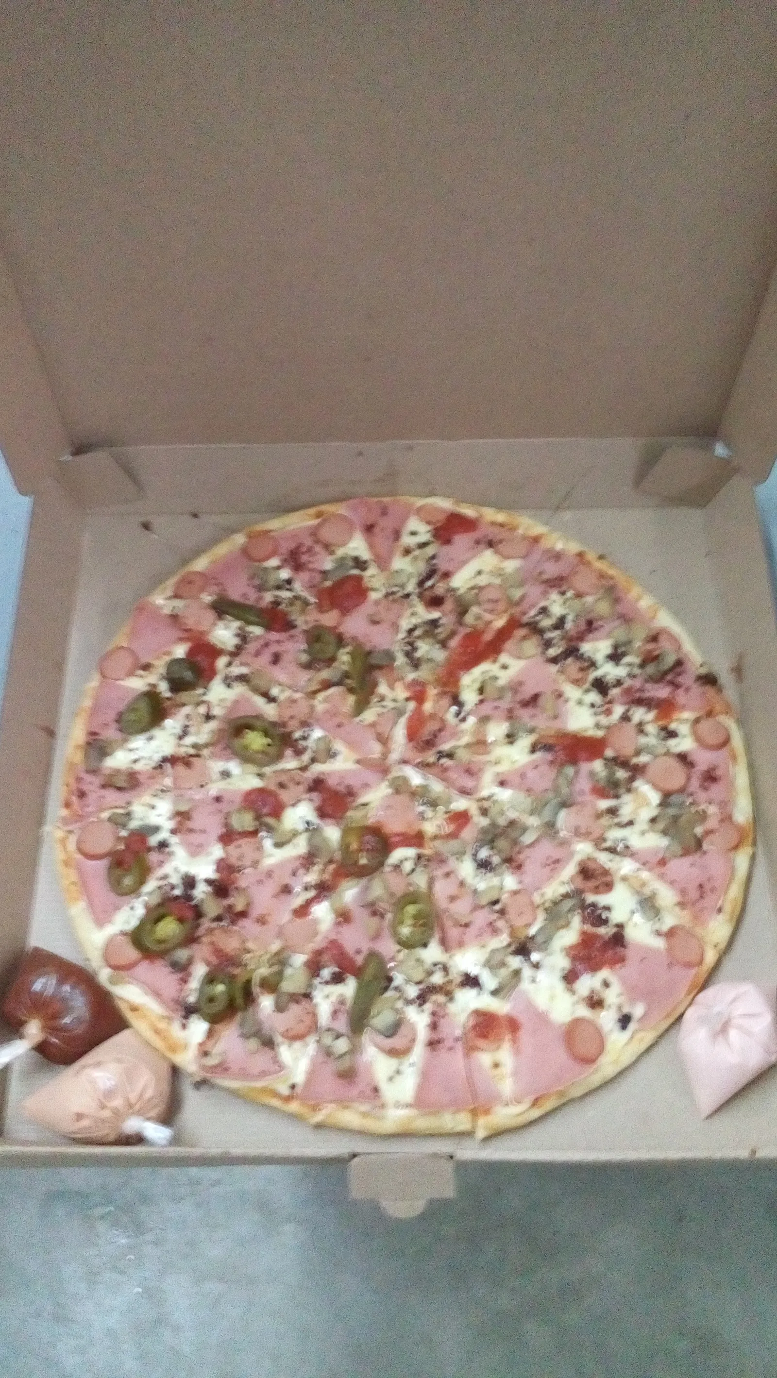 Alvarado's Pizza image 5