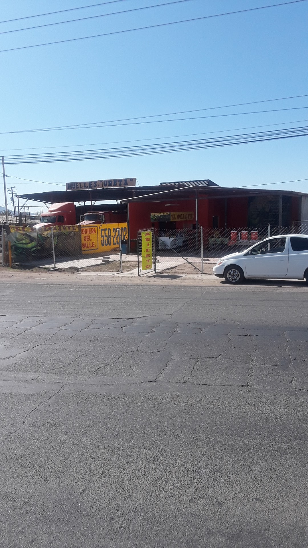 El Molcajete Asadero image 8