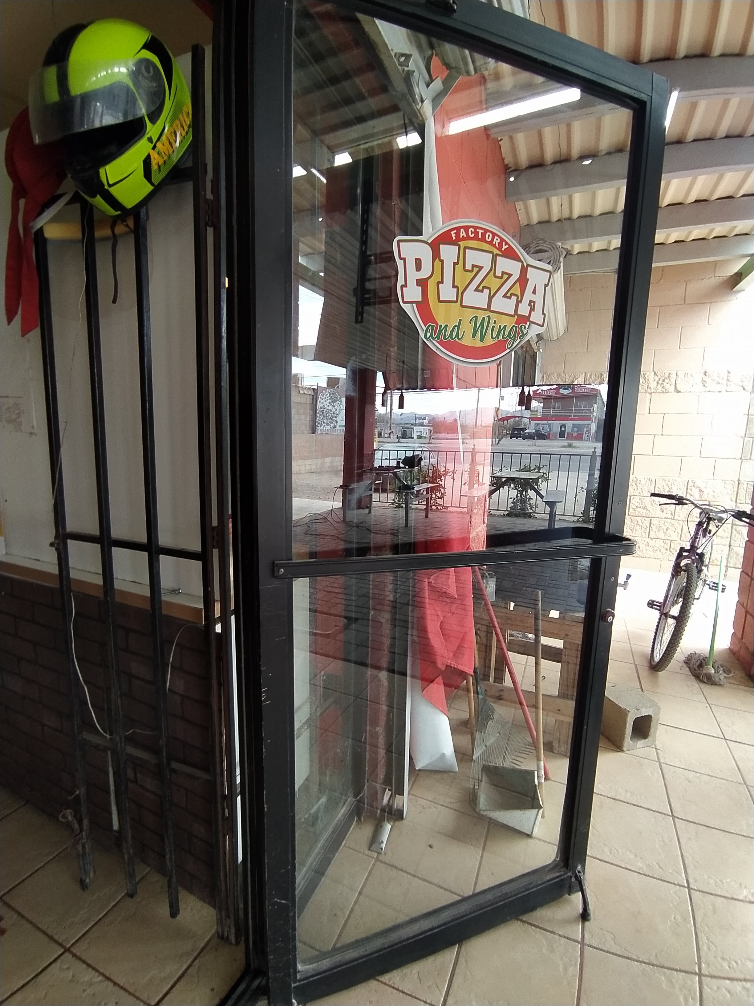 Factory Pizza & Wings image 7