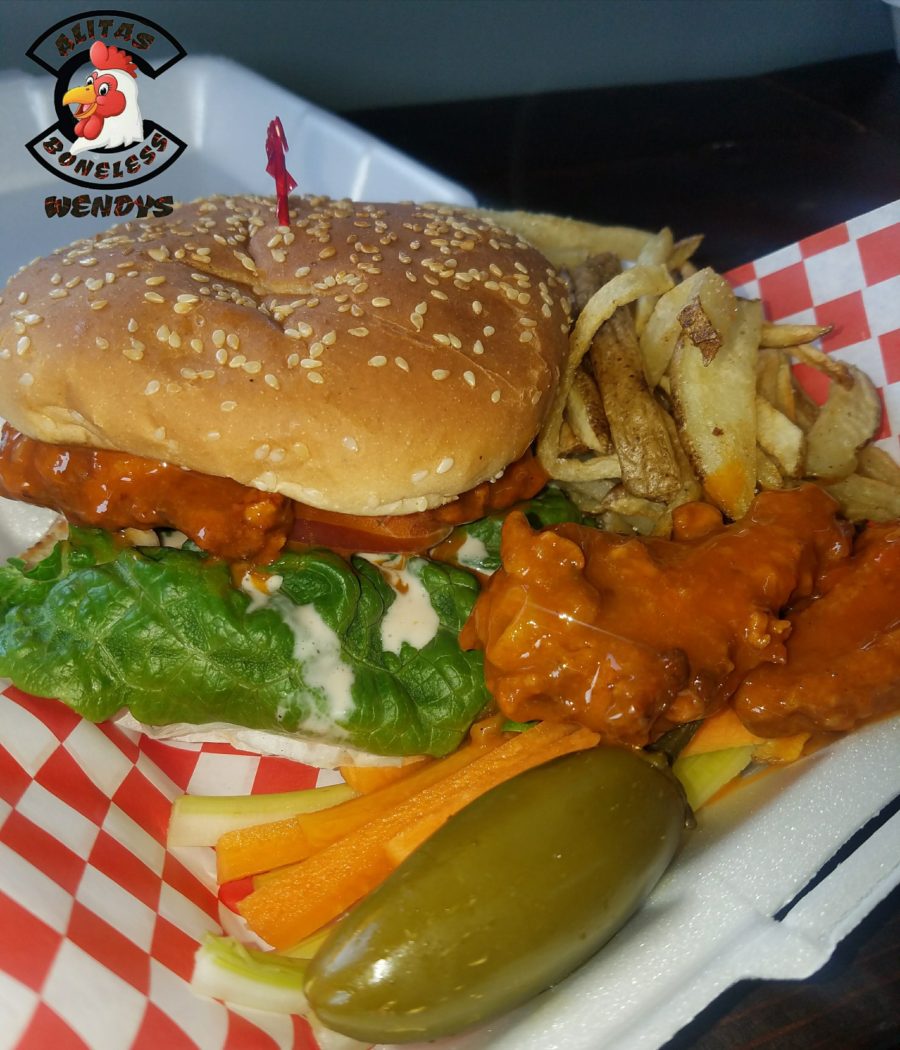 Alitas y boneles wendys image 4