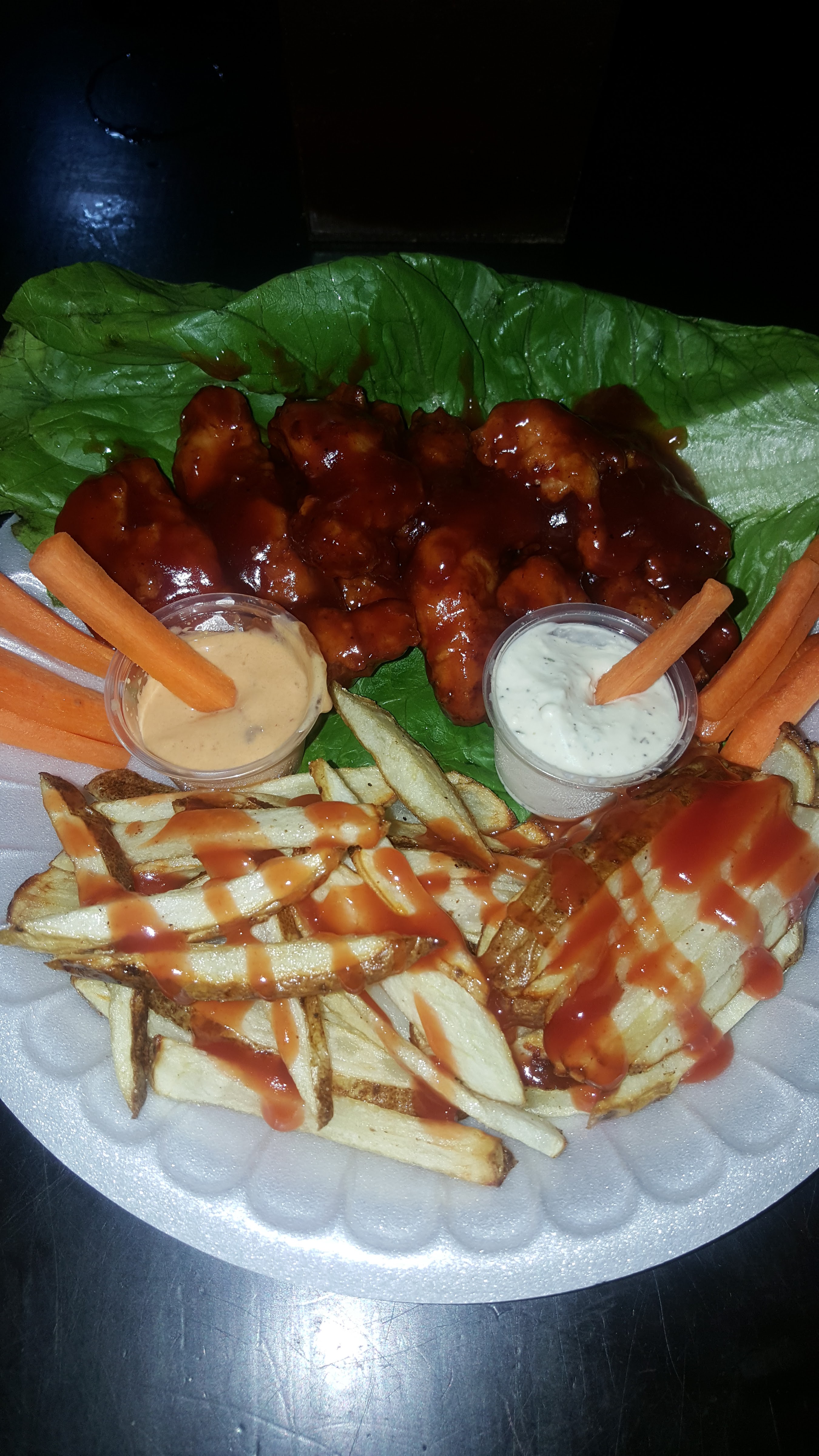 Alitas y boneles wendys image 7