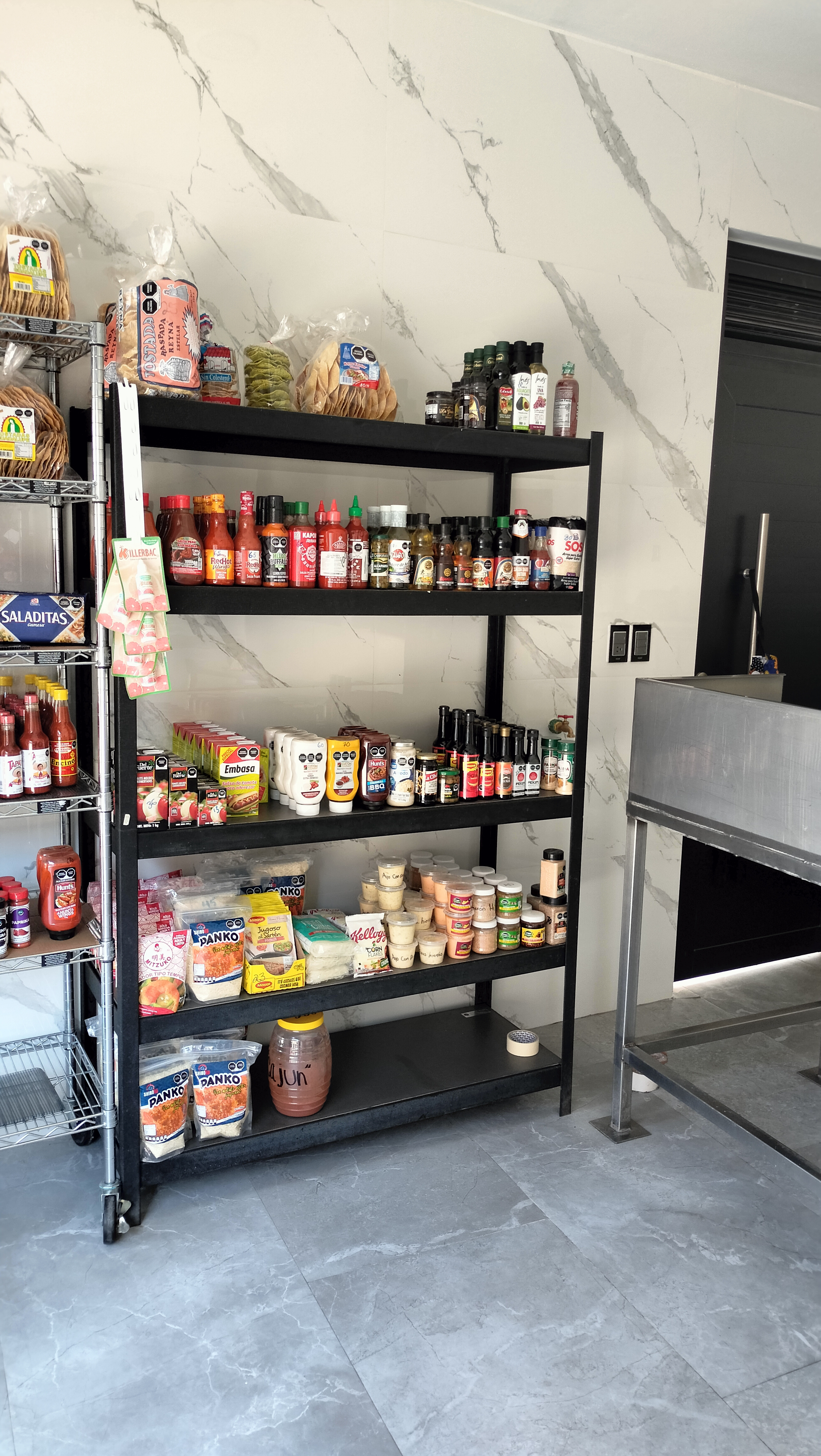 Pescadería 19 Hermanos image 2