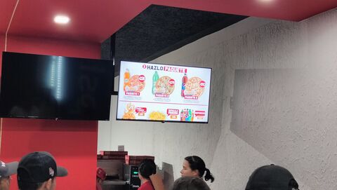 Amareto's Pizza Tototlán image 7