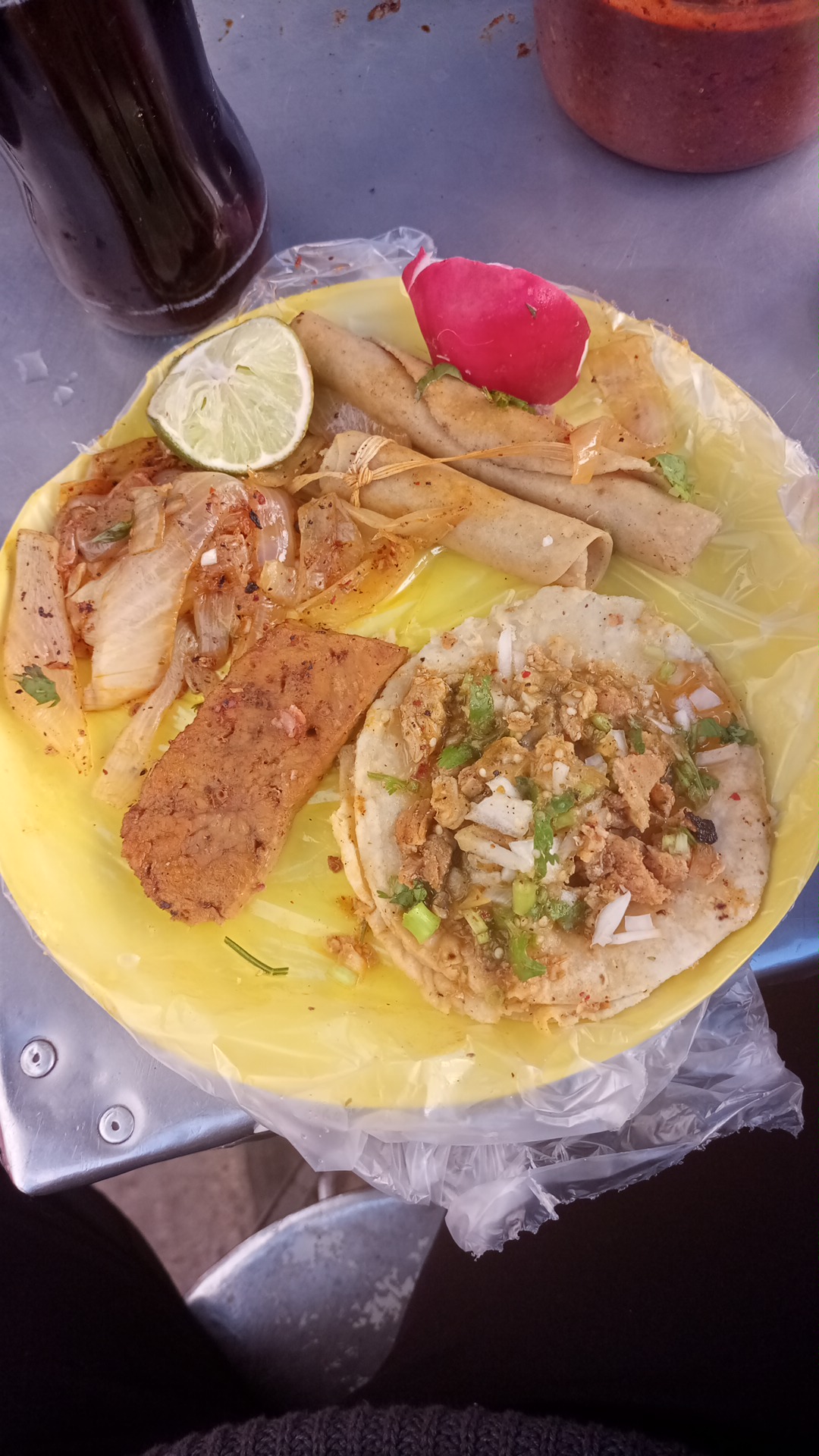 Taquería Ruben “viejo feo” image 6