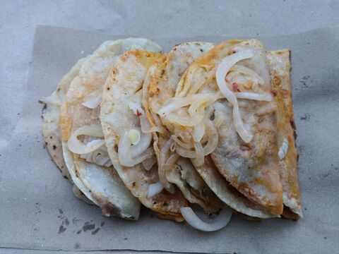 Tacos de Canasta Los Tradicionales image 1