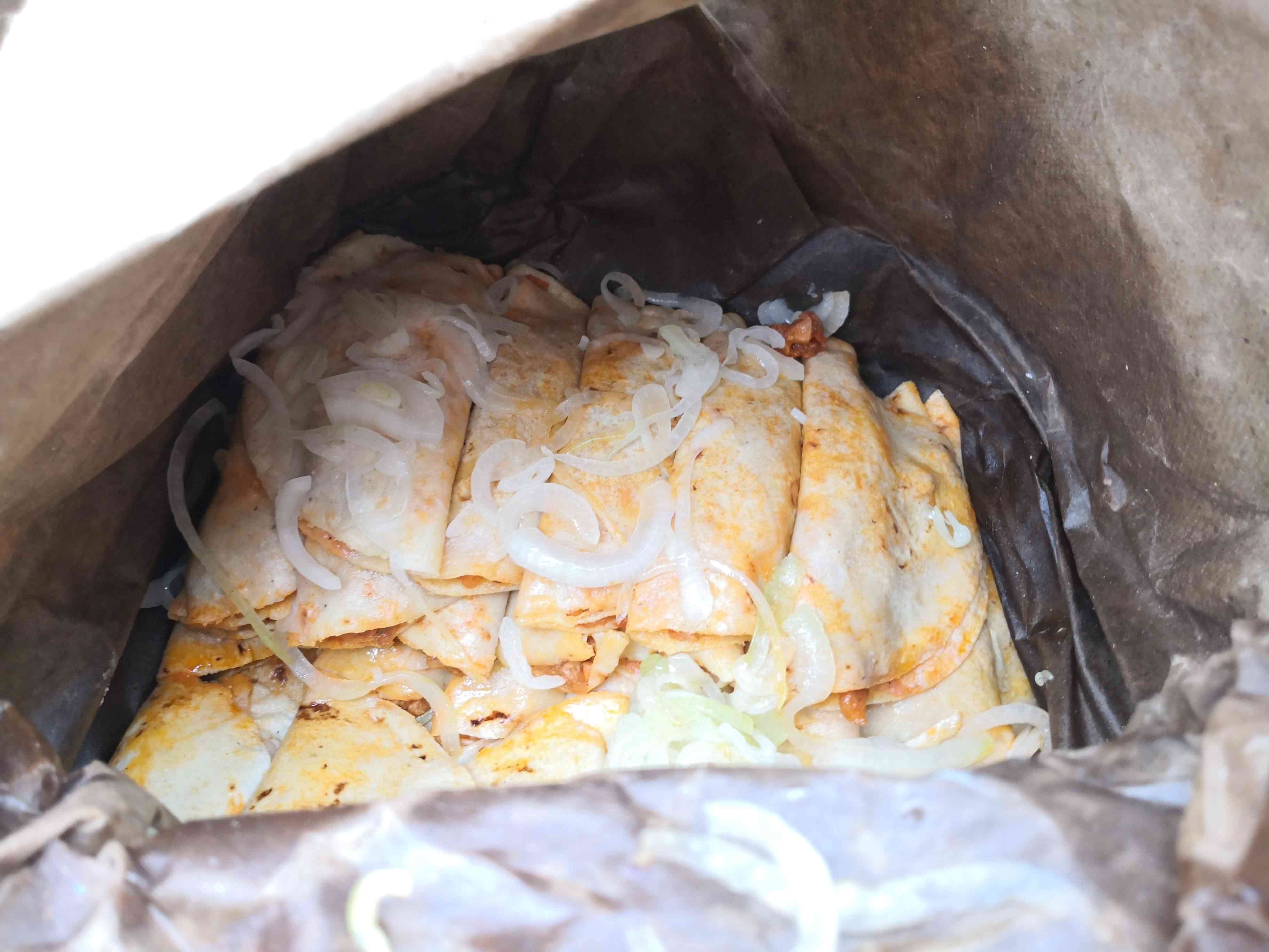 Tacos de Canasta Los Tradicionales image 3