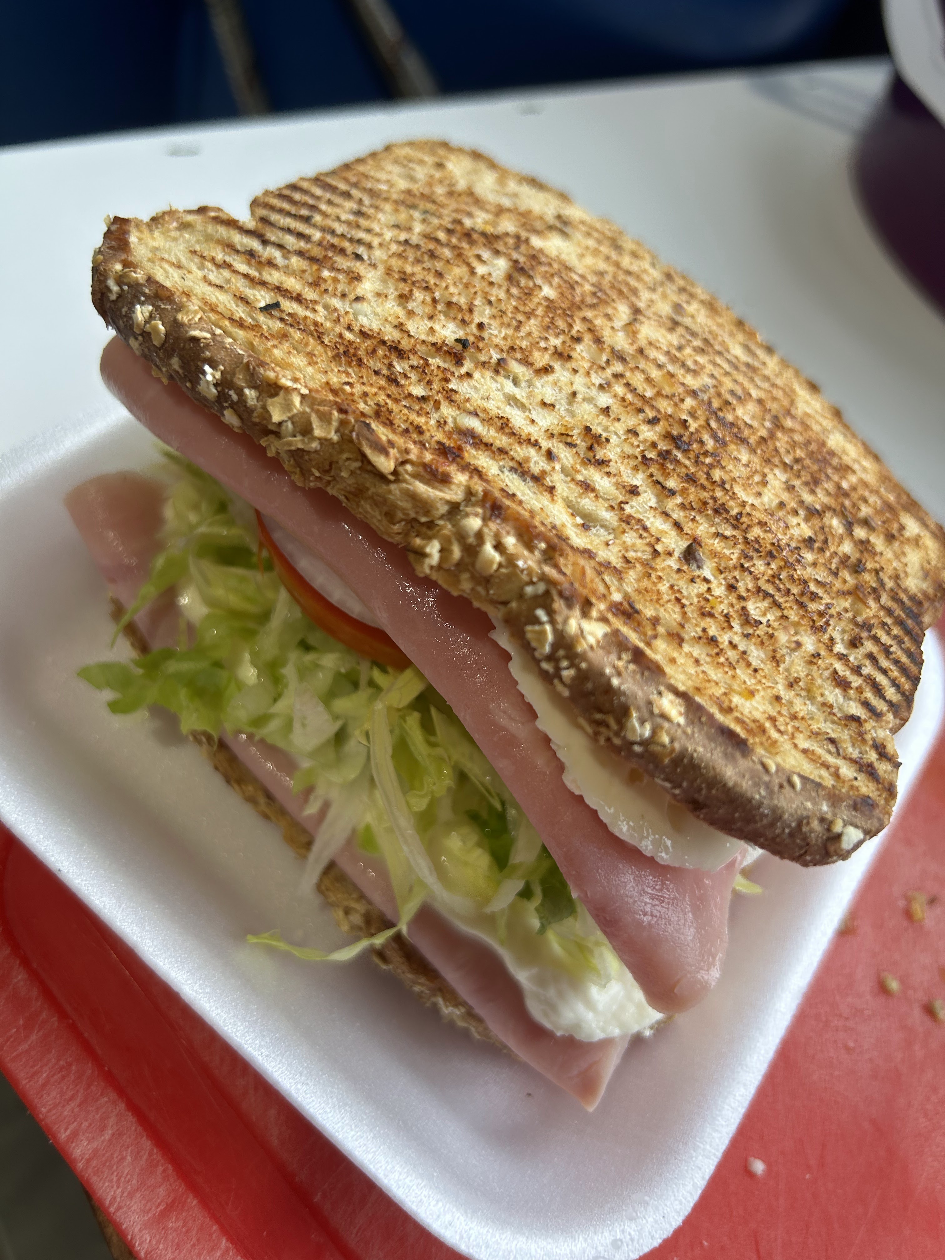 Loncheria "El Portal" image 4