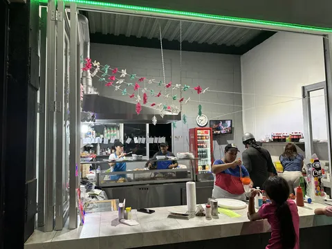 Taqueria nicho image 2