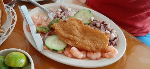 Don Pulpo Pescados & Mariscos image 2