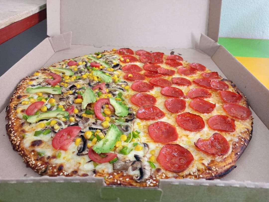 Camilo's Pizza Quma image 1