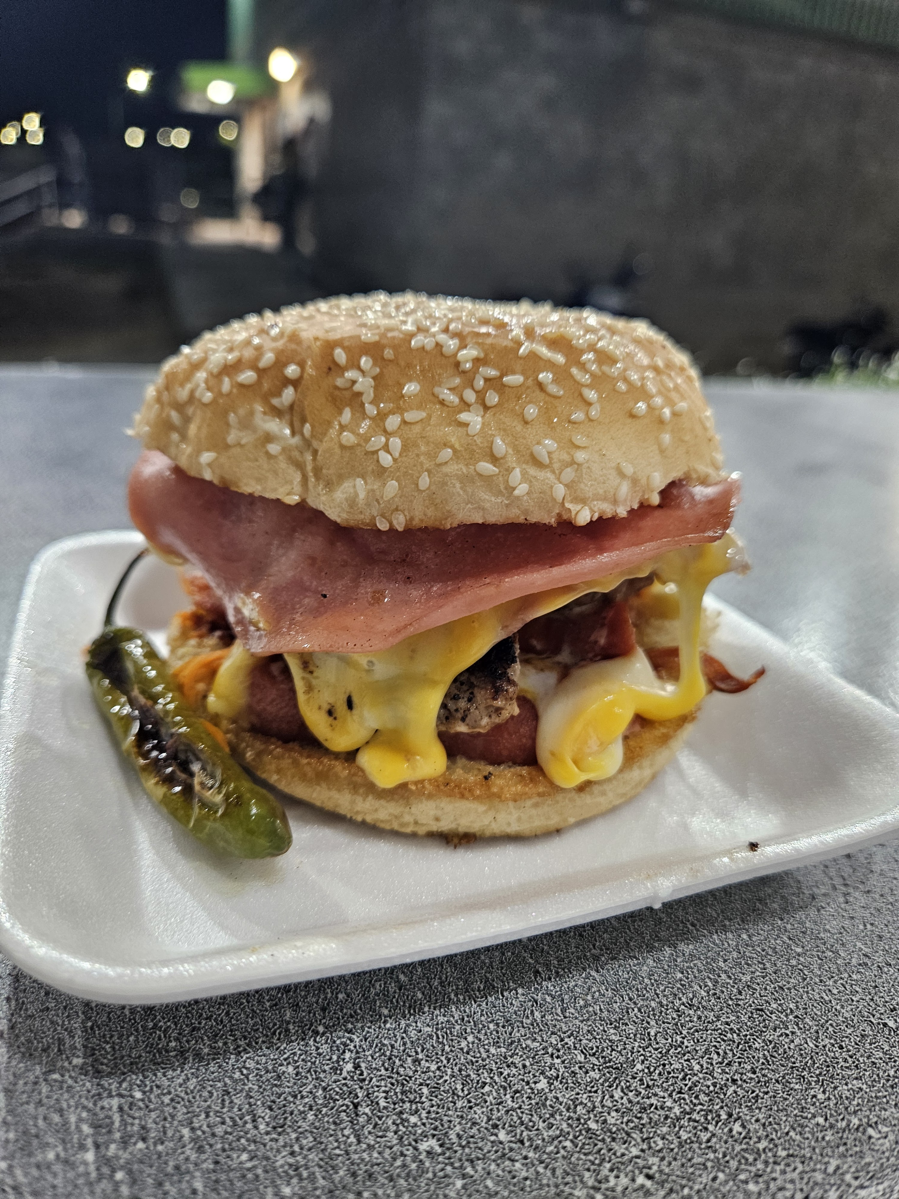 Tortas y Hamburguesas (Tony's) image 3