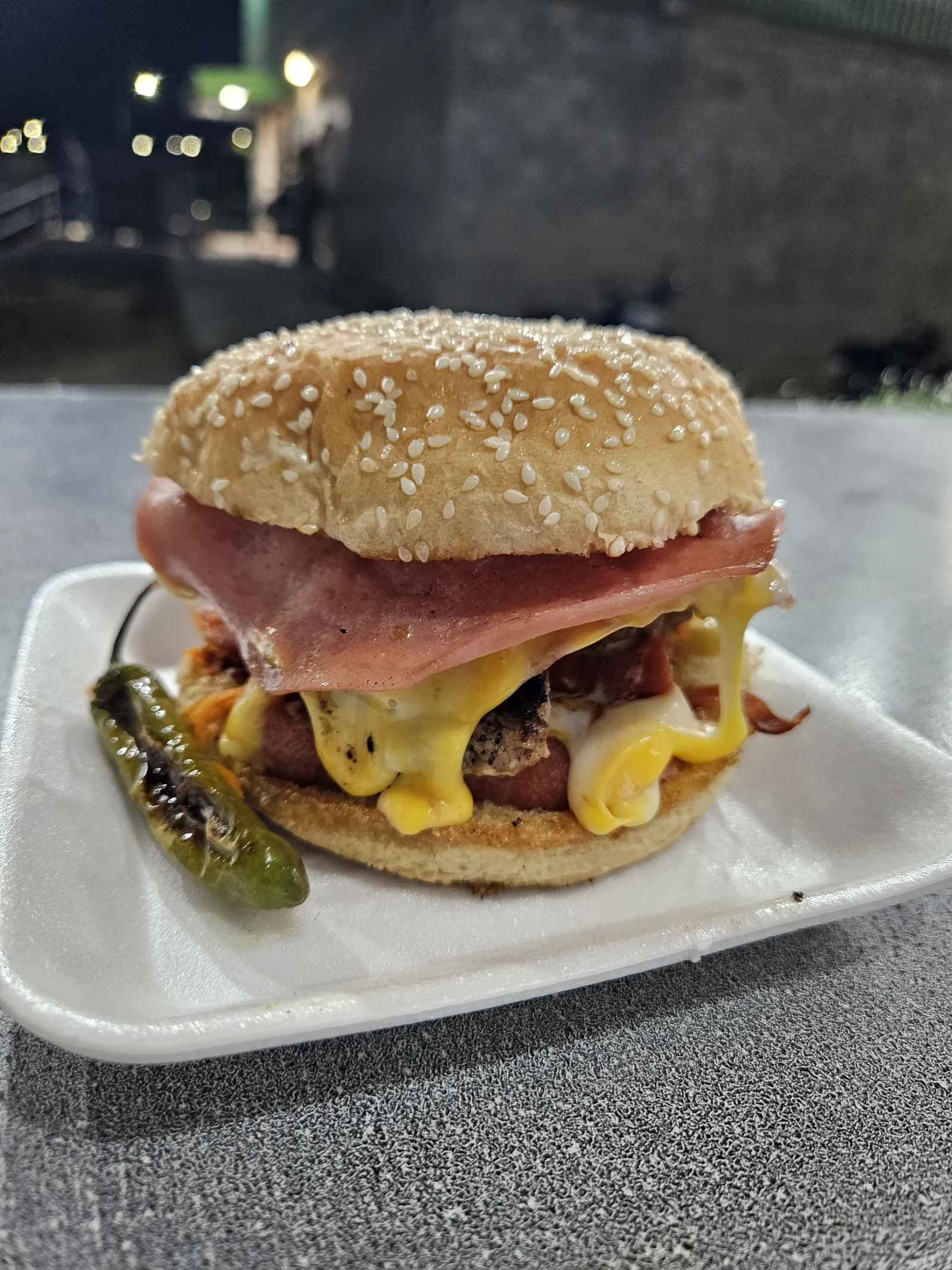 Tortas y Hamburguesas (Tony's) image 3