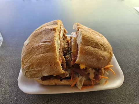 Tortas y Hamburguesas (Tony's) image 4