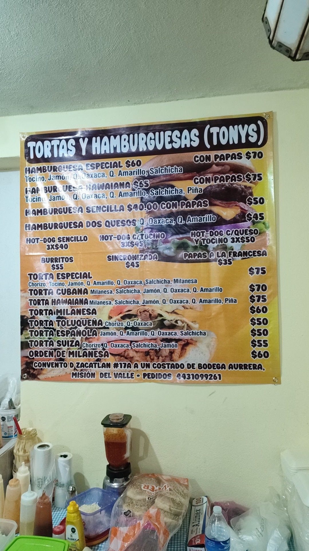 Tortas y Hamburguesas (Tony's) image 9