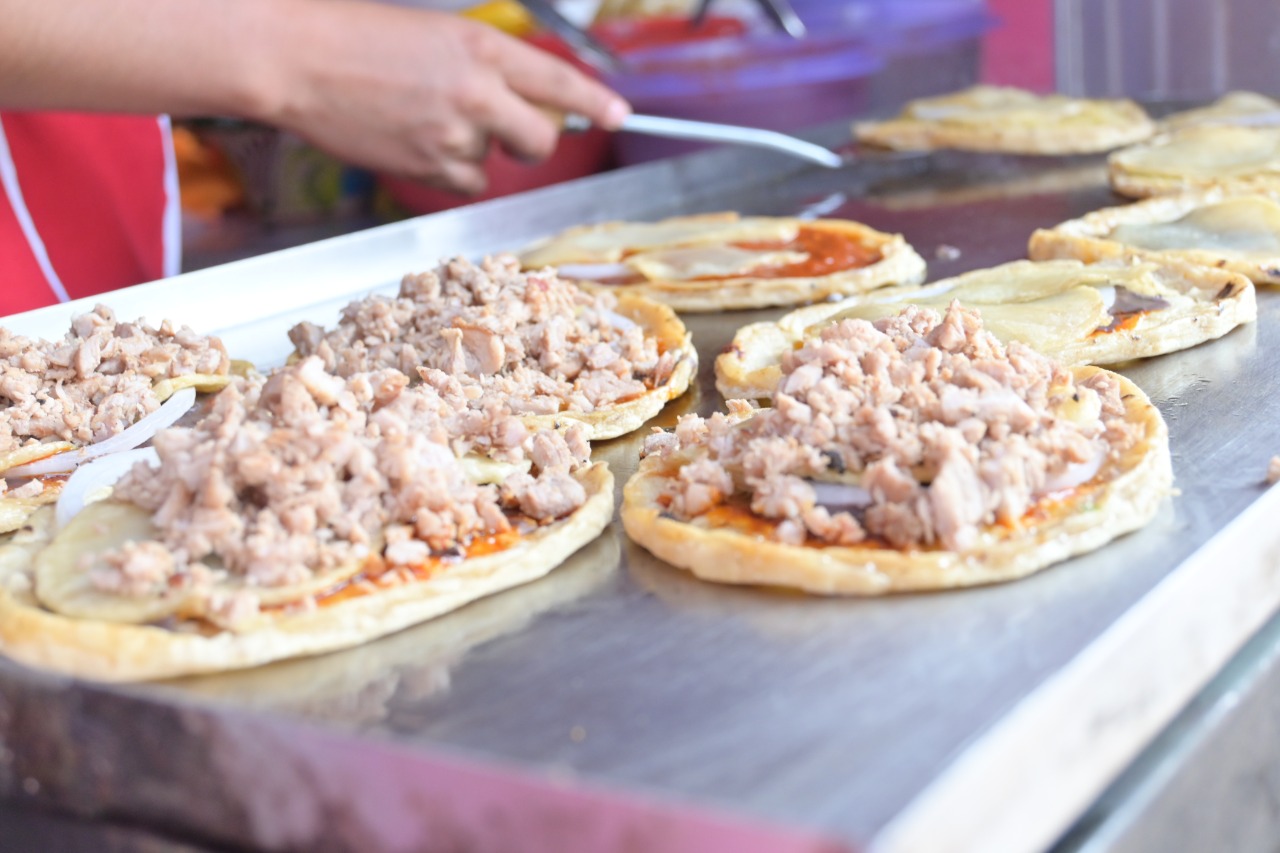 Tacos y memelas el chivo y la güera image 1