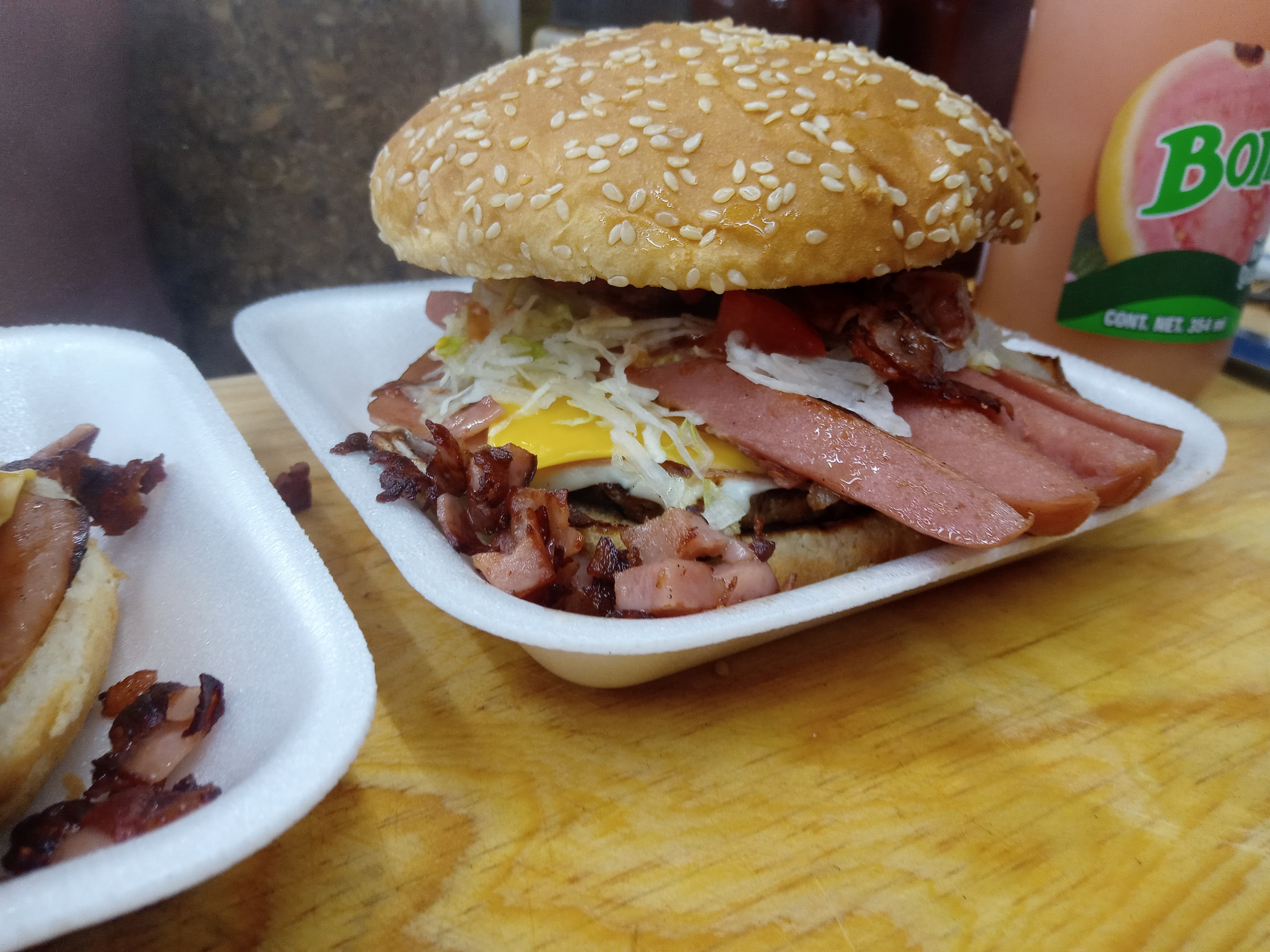 Burguer ponch's image 1