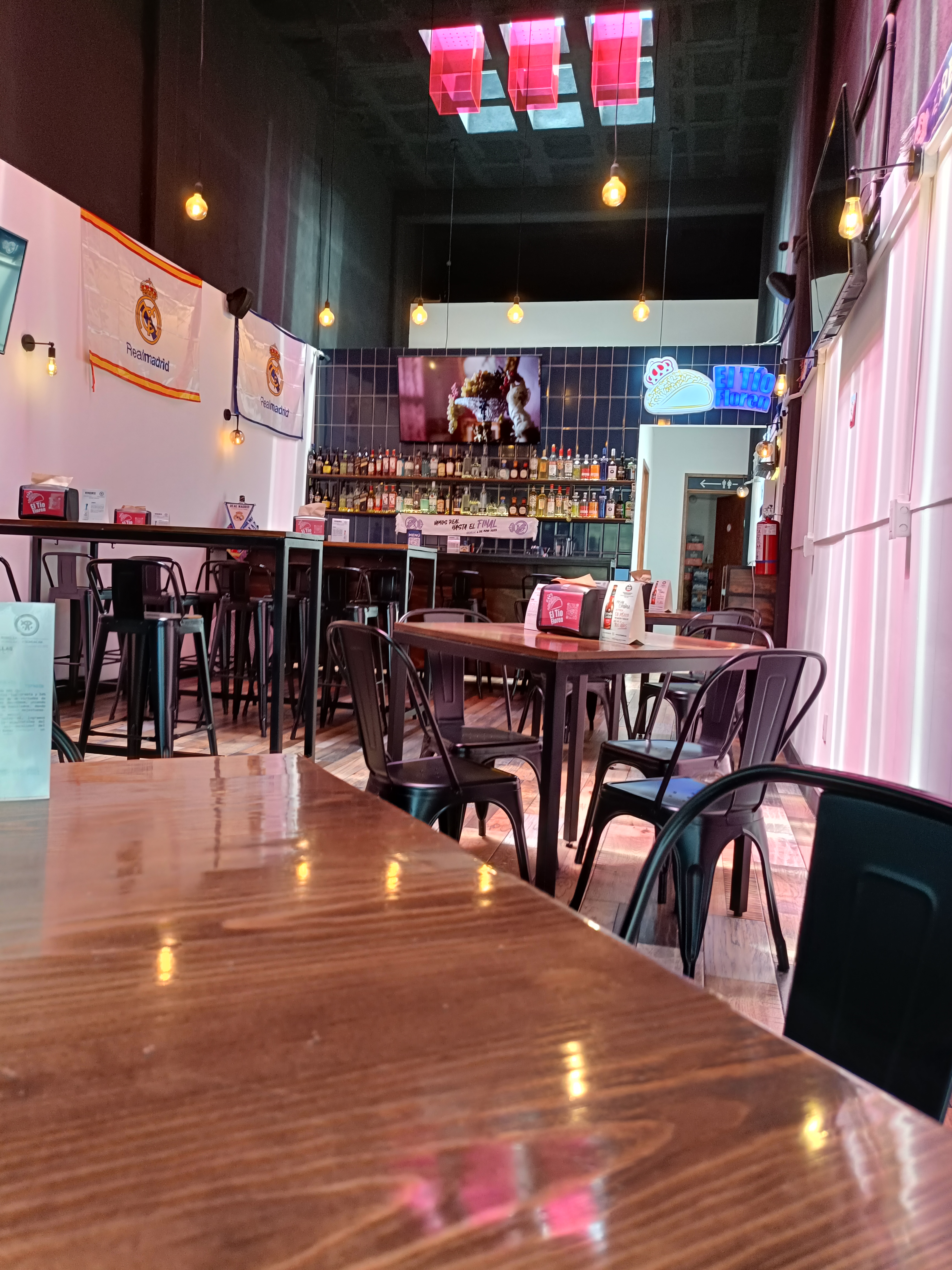 El Tío Floren image 3