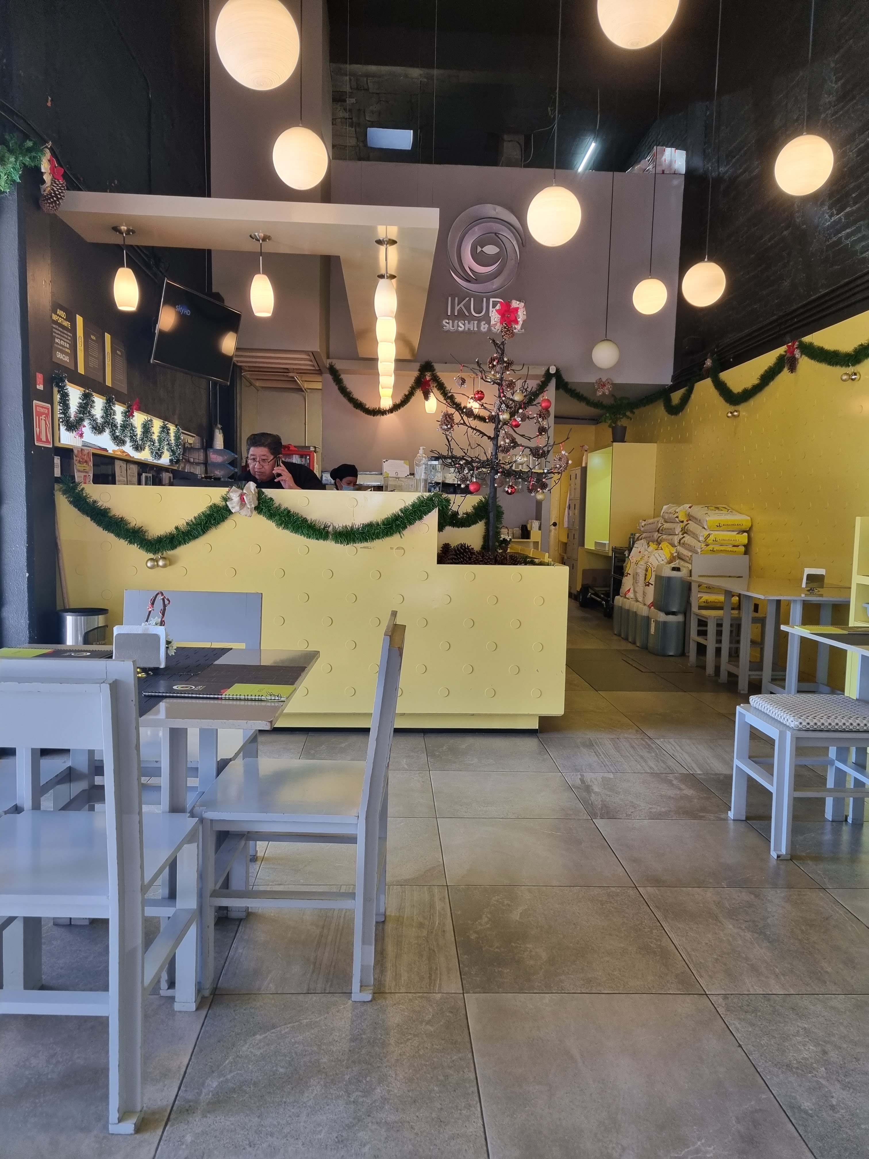 Ikura Sushi & Grill image 1