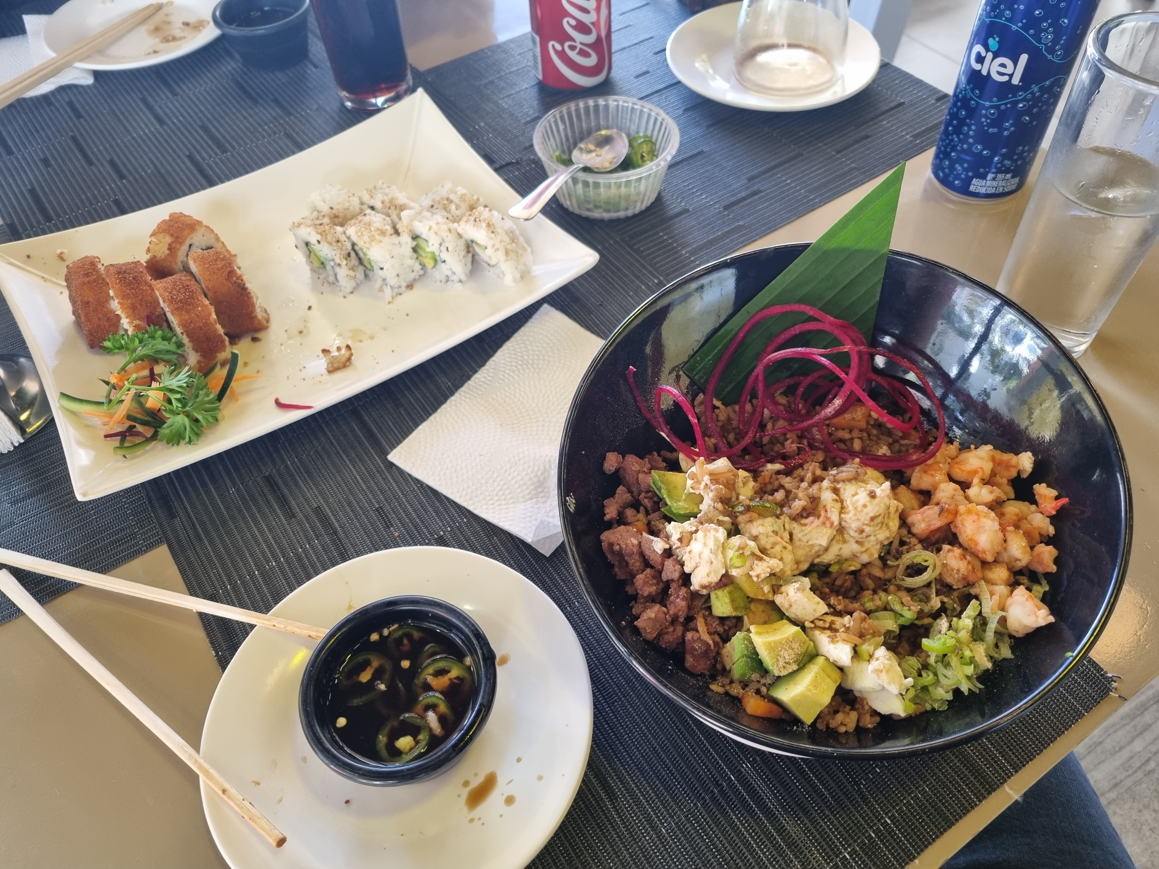 Ikura Sushi & Grill image 7