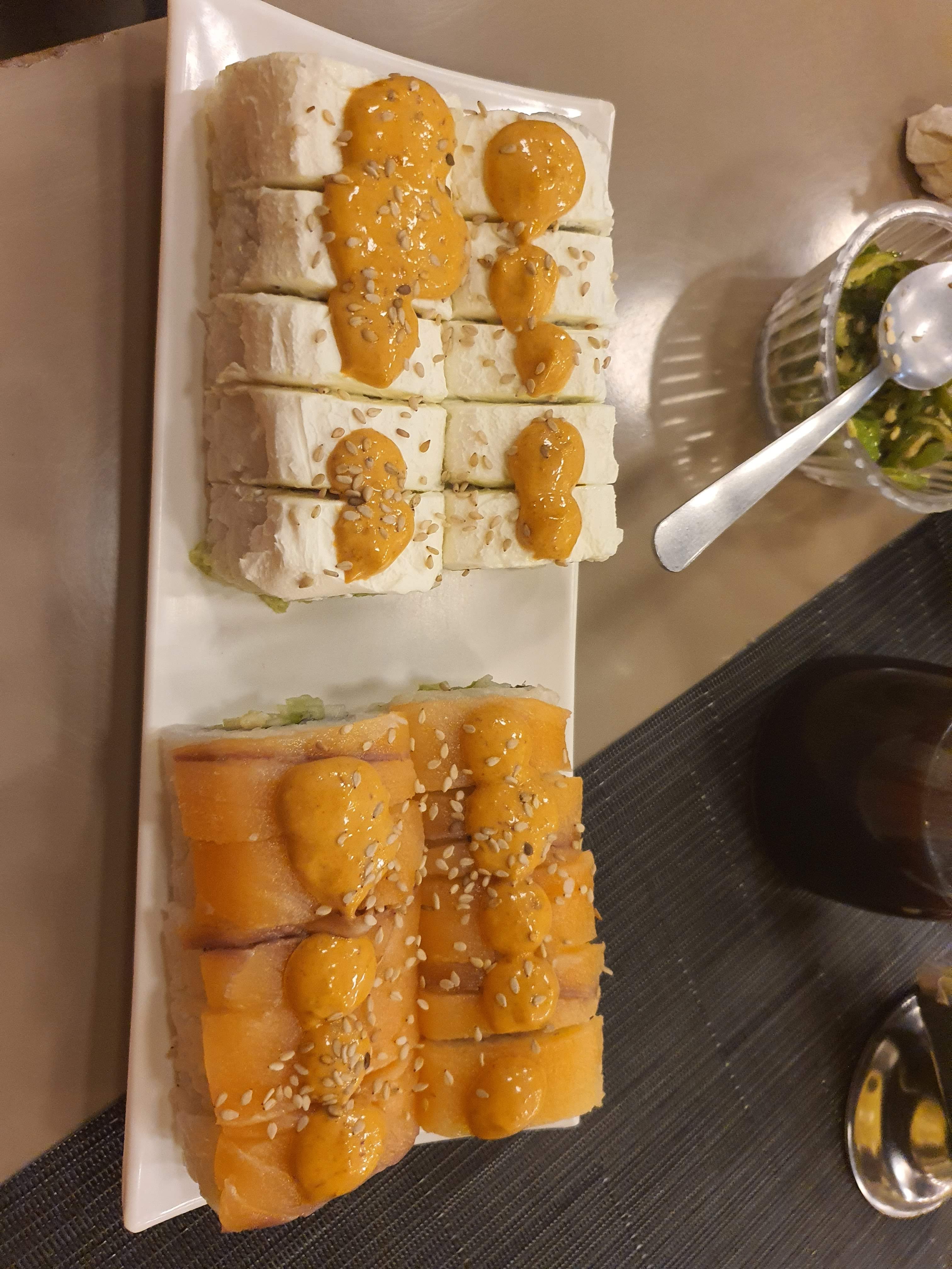 Ikura Sushi & Grill image 9