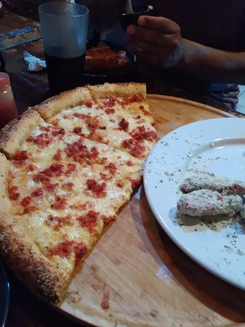 La Pizza image 3
