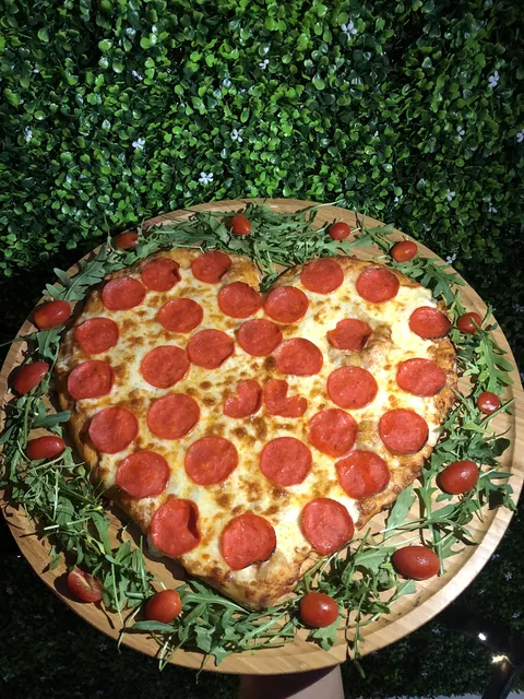 La Pizza image 10