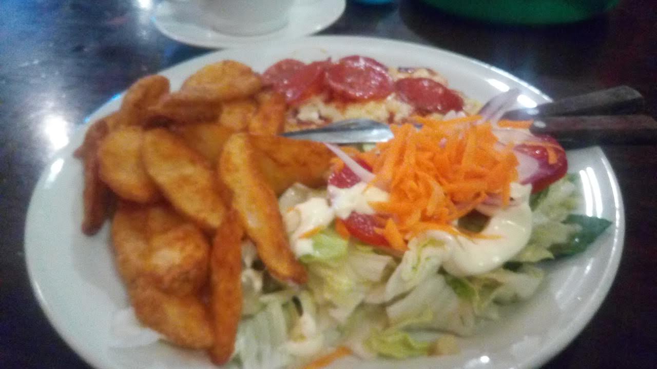 Nacho's Burgers & Pizzas image 8