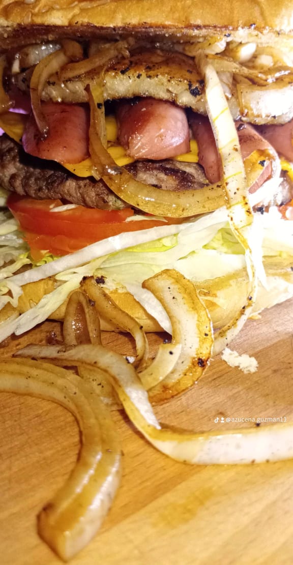 Comida y bebidas doña chivis image 7