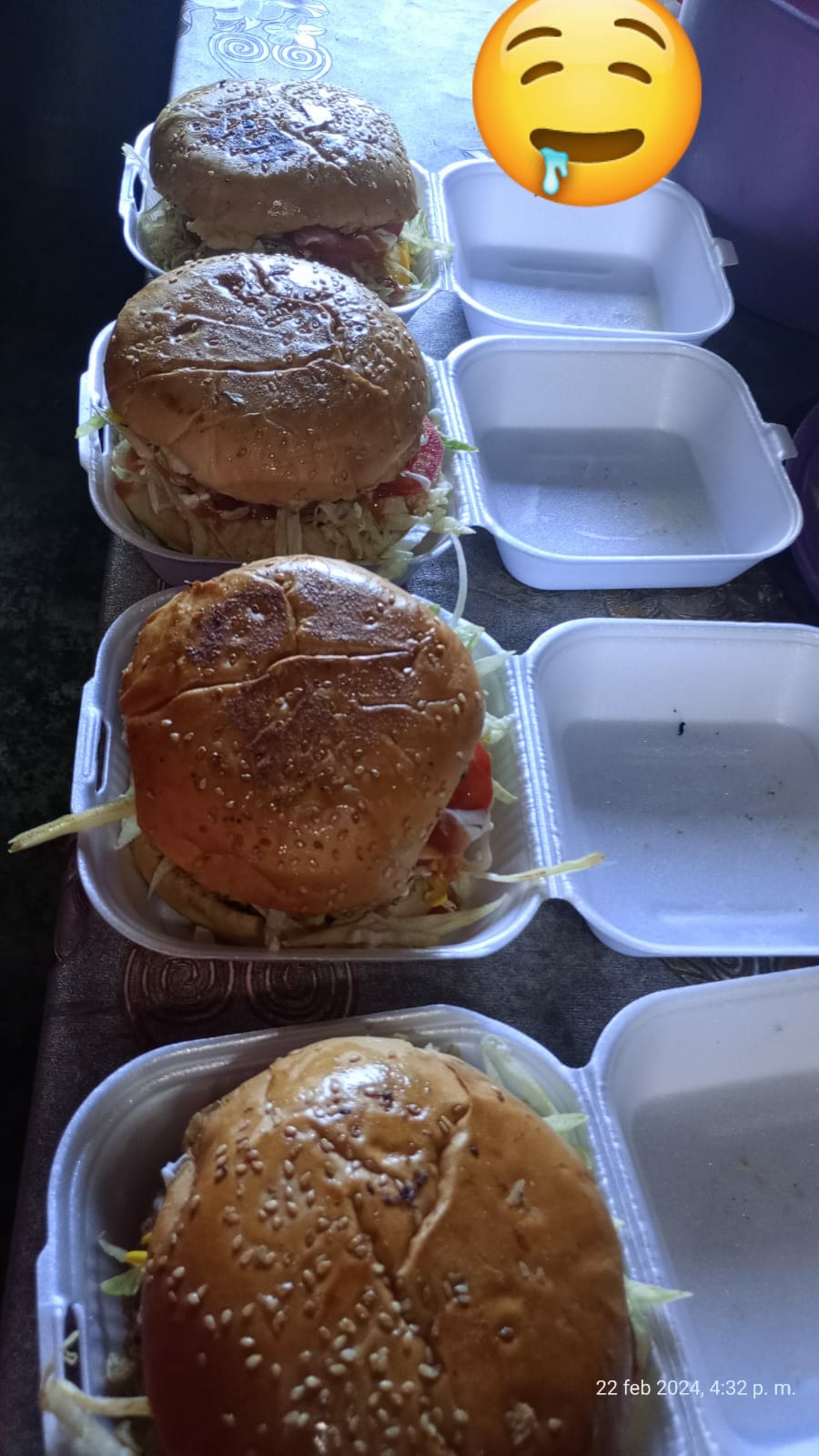 Comida y bebidas doña chivis image 8