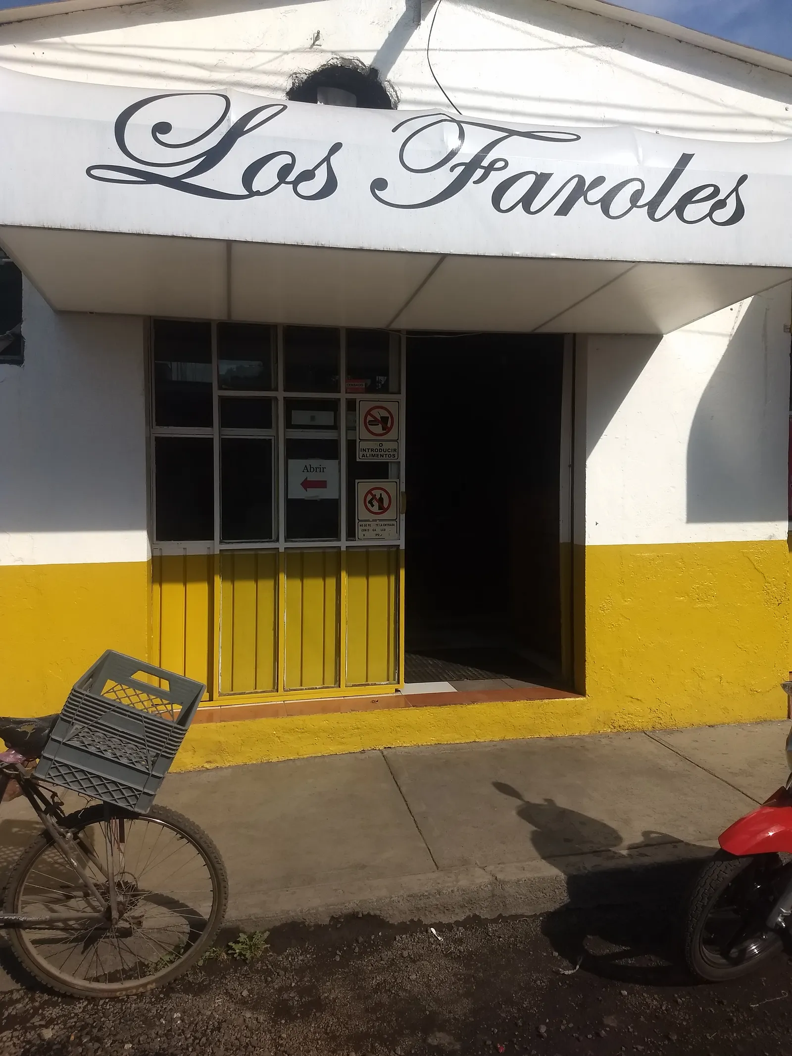 Taquería Los Faroles image 10