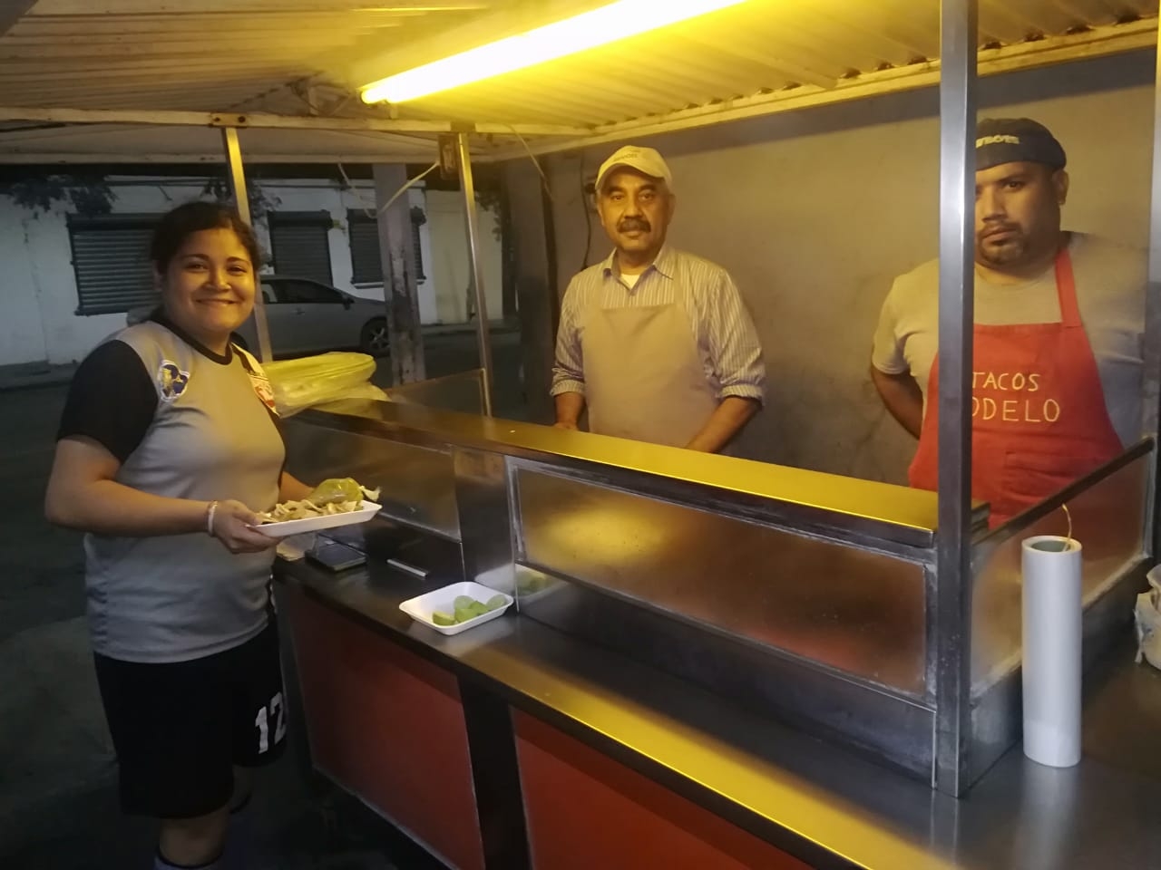 TACOS MODELO image 4