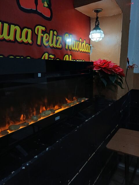 Hamburguesas El Portón image 8