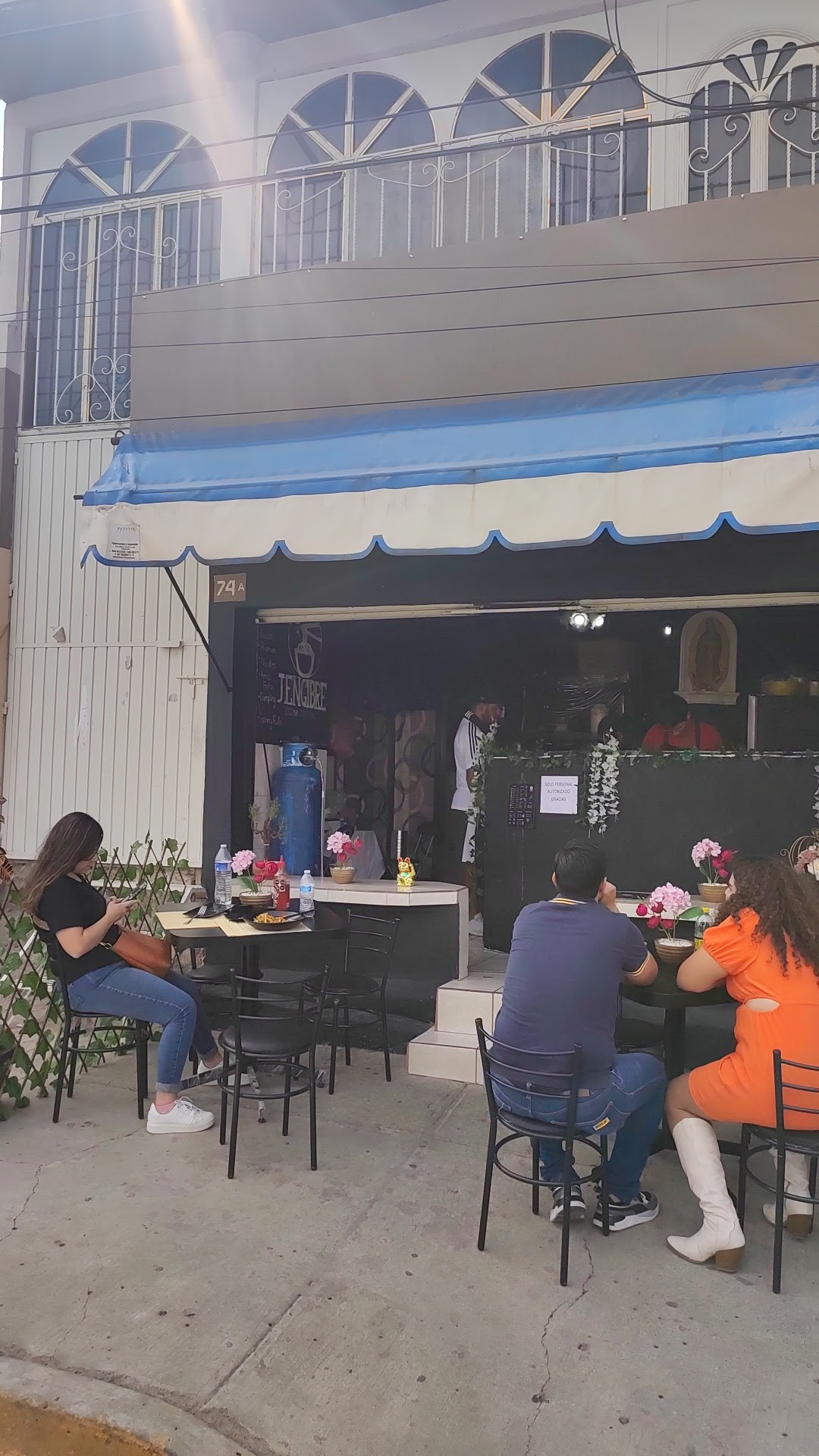 Jengibre Cocina Oriental image 9