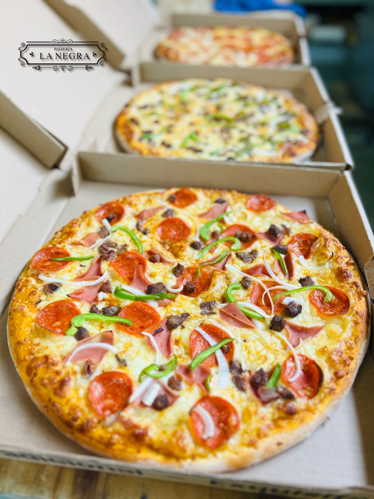 Pizzeria la negra image 6