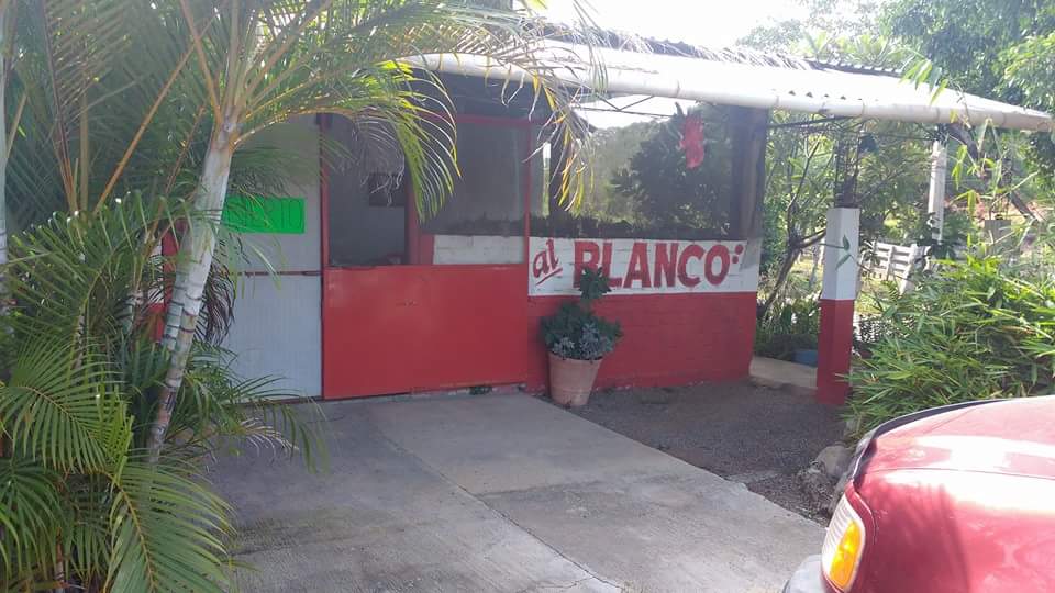 Restaurante Tiro al blanco image 3