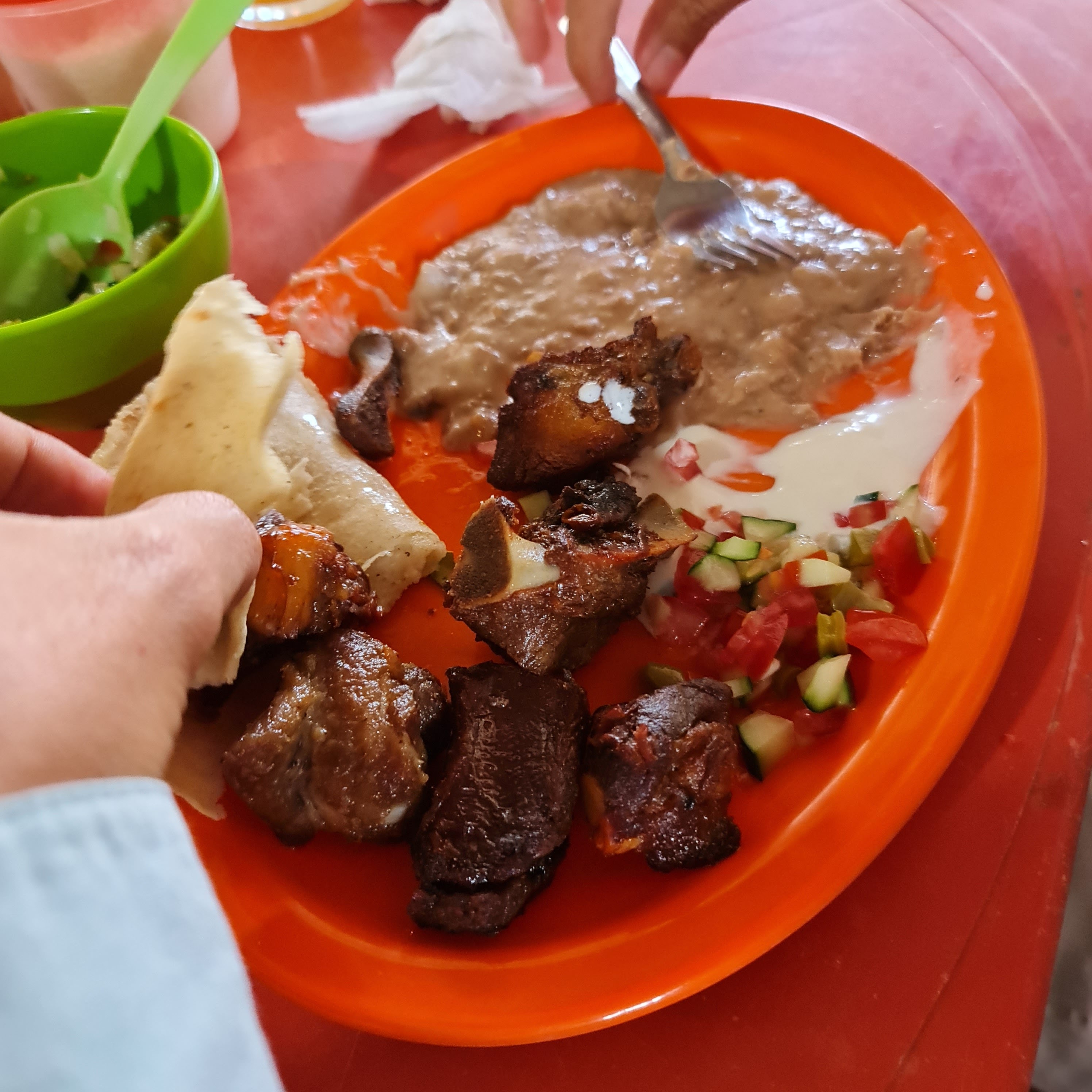 Restaurante Tiro al blanco image 6