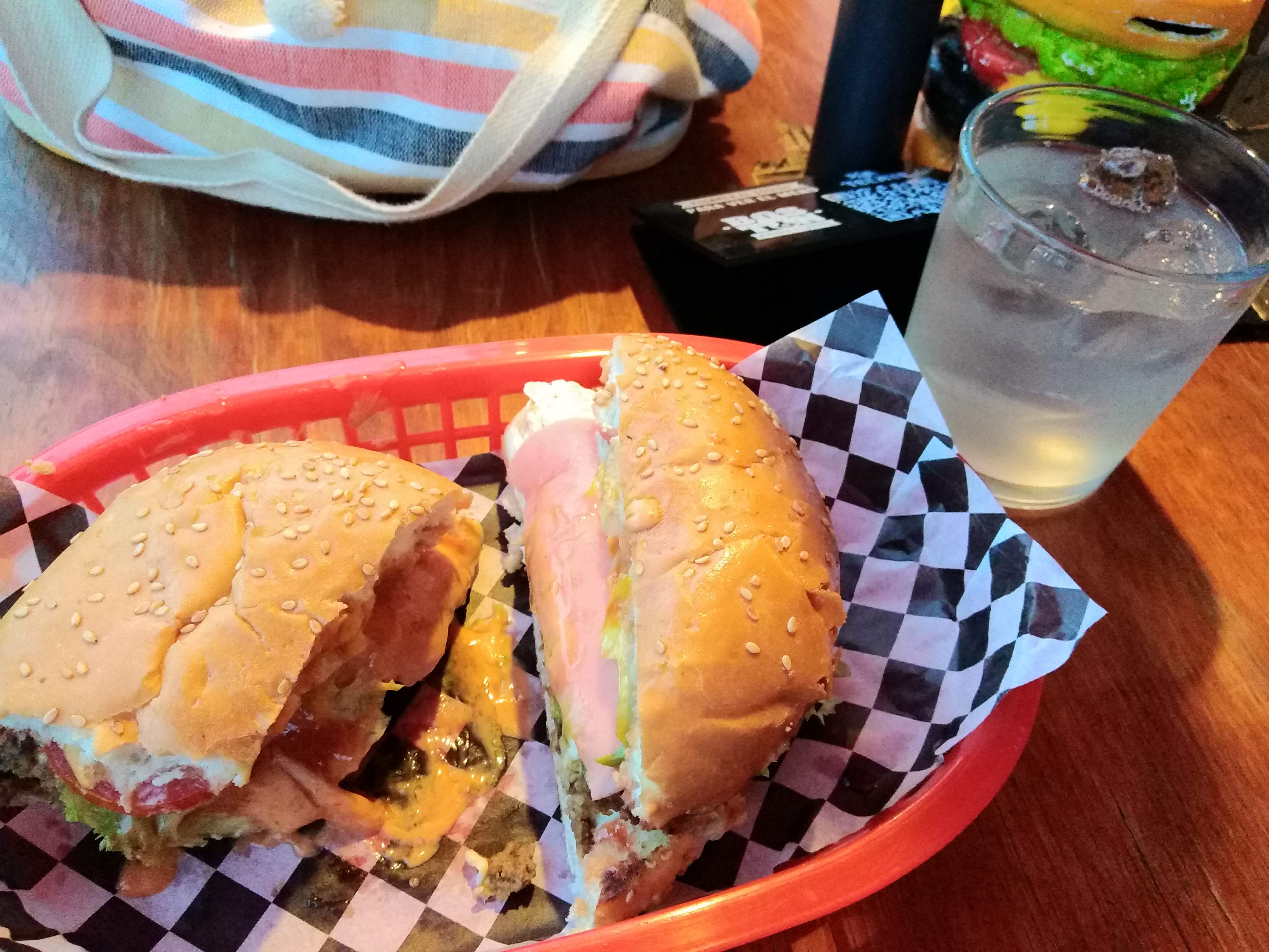 Boston Burger & Coffee image 3