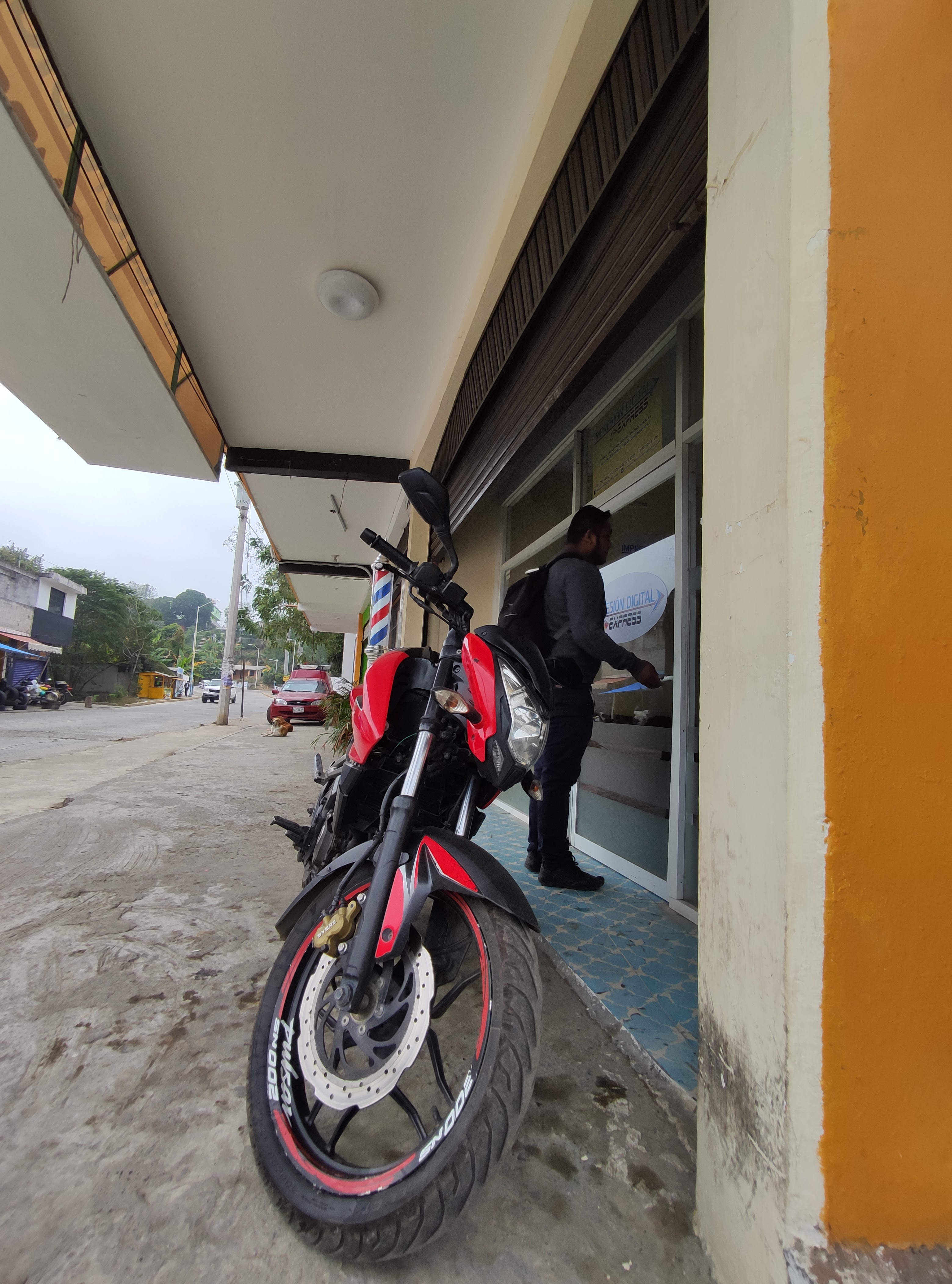 EL PUNTO wings Beer image 1