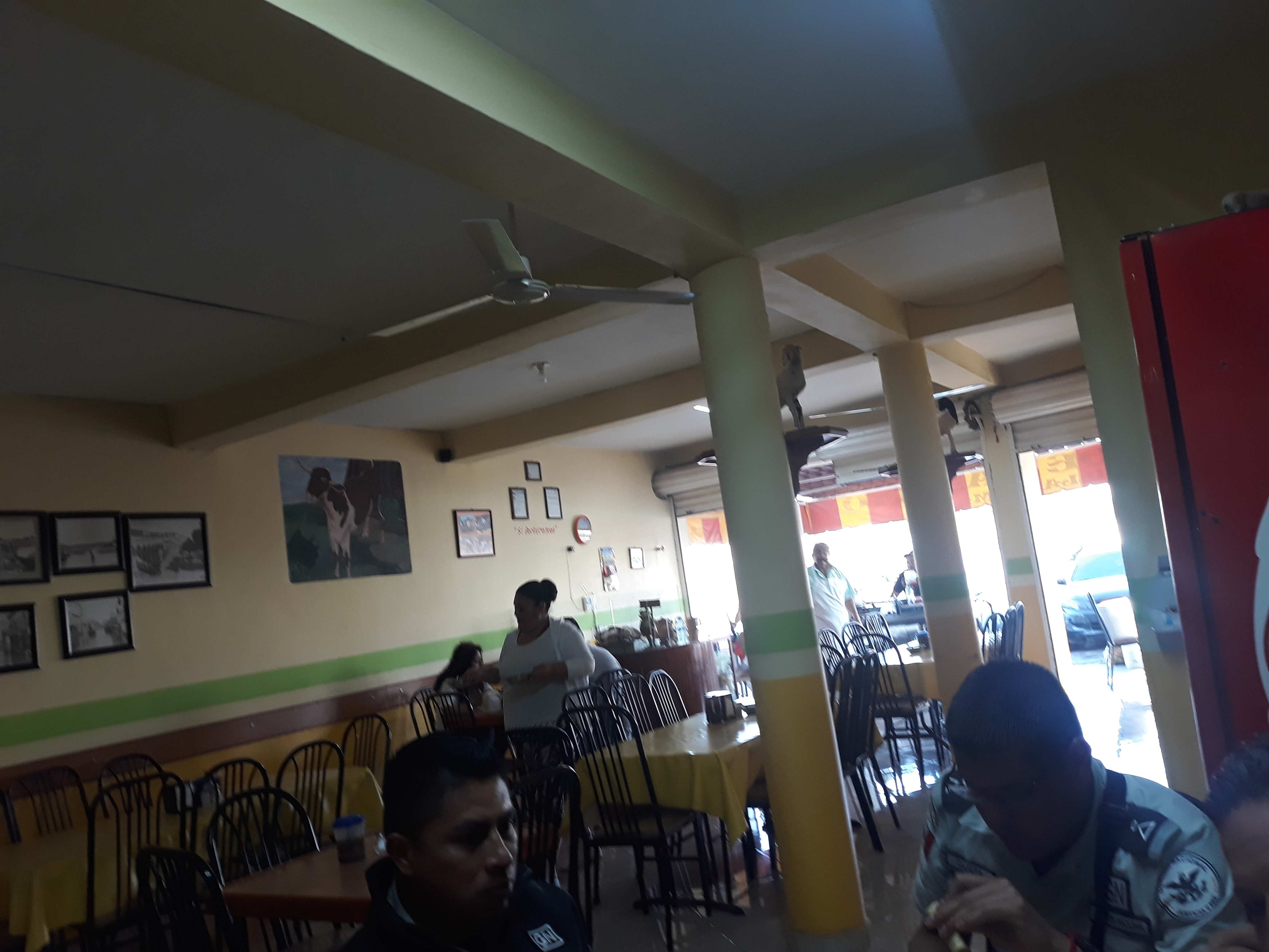 Birrieria Joaquin image 9