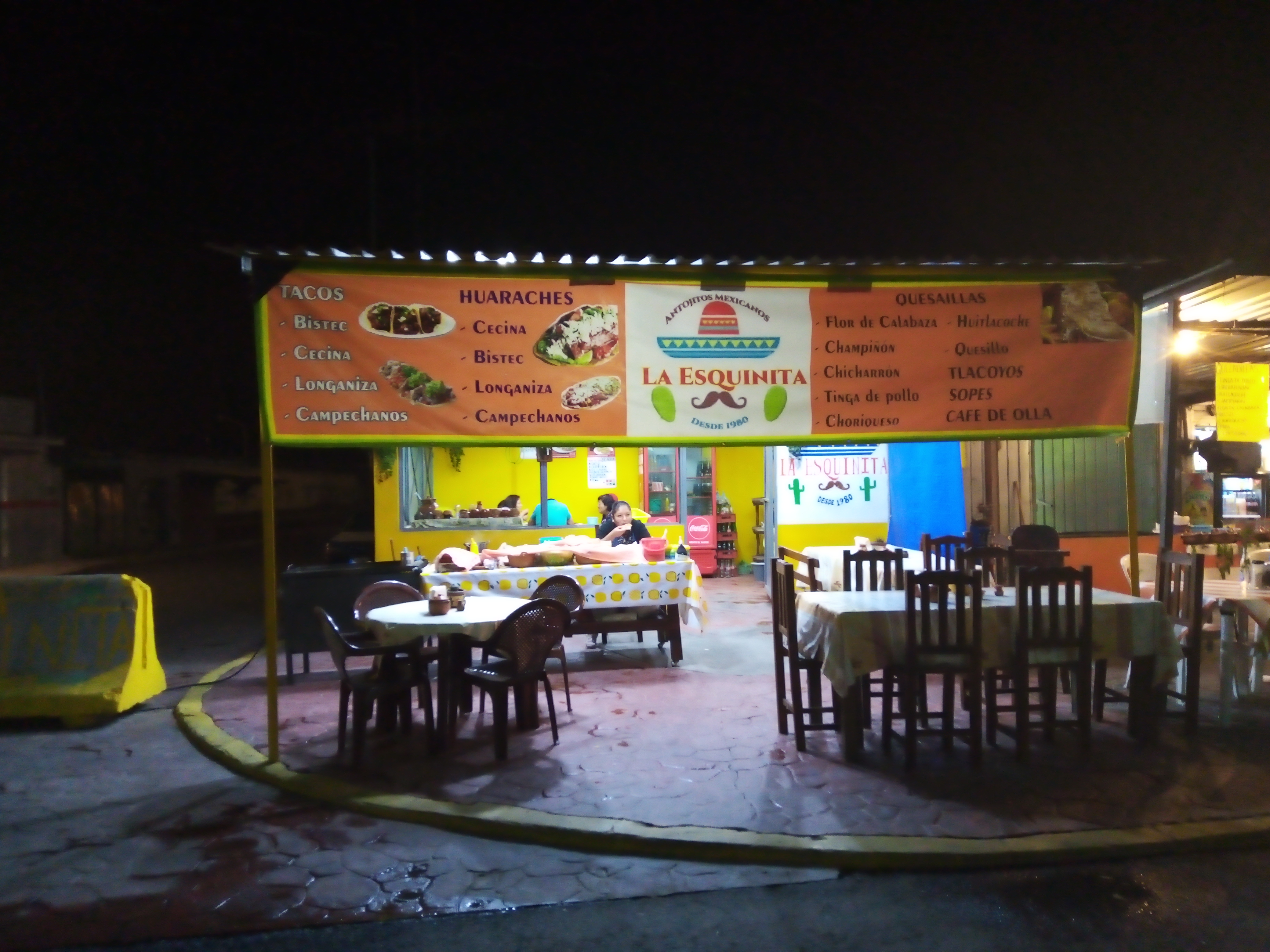 Antojitos Mexicanos La Esquinita image 1