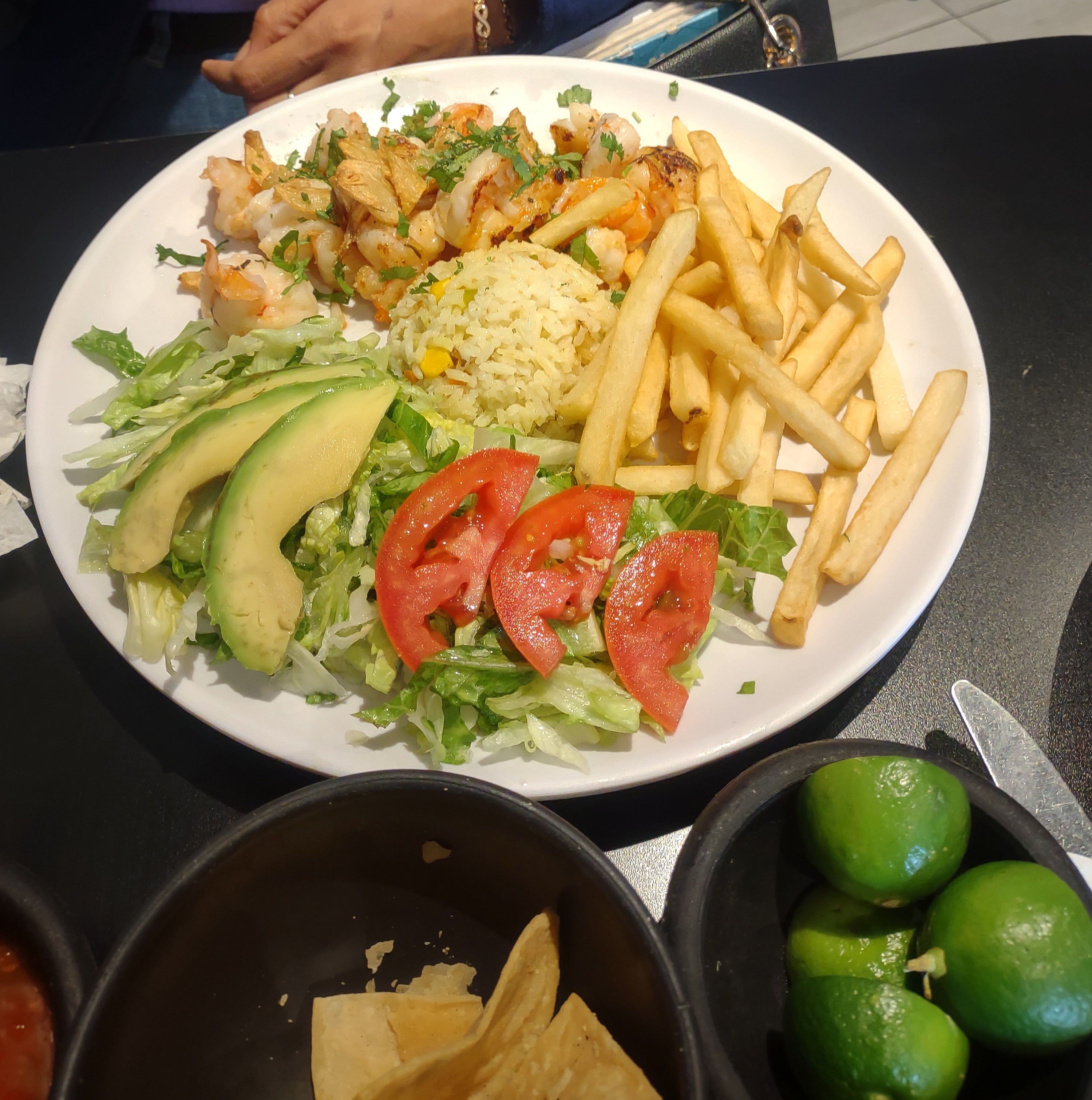 El Rincon Del Tiburon image 3