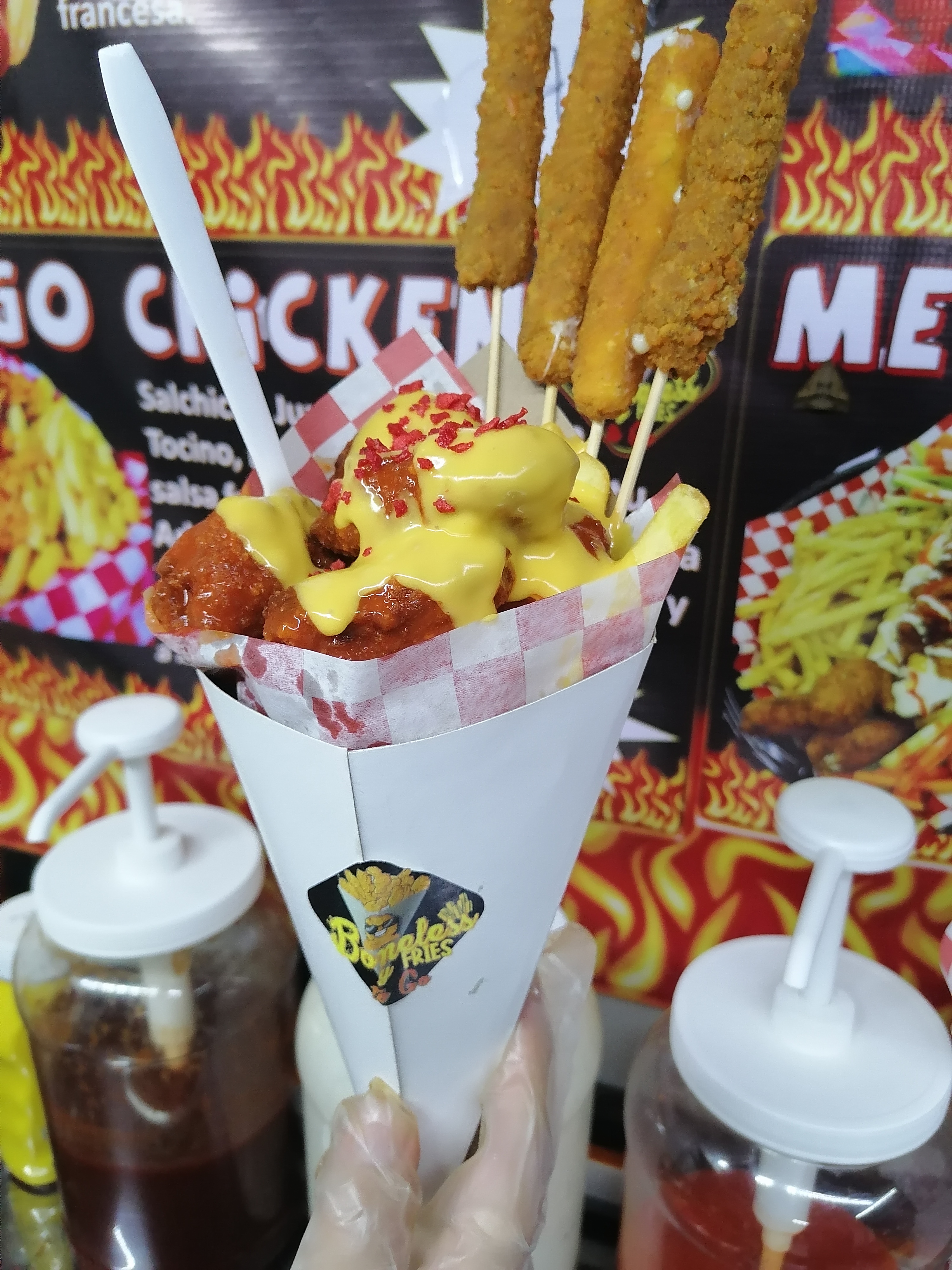 Boneless & Fries TO GO image 1