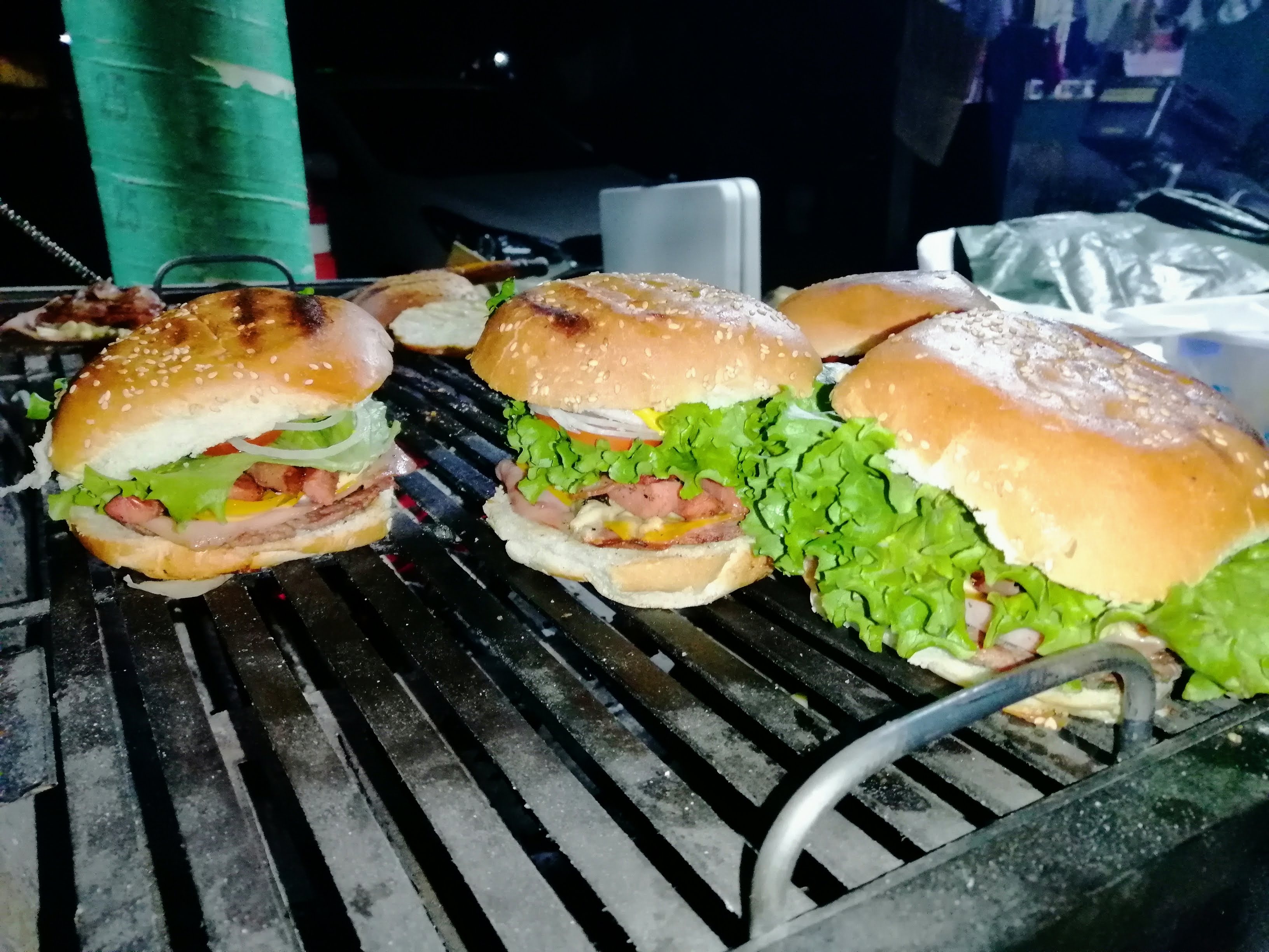 Hamburguesas "El Carboncito" image 1