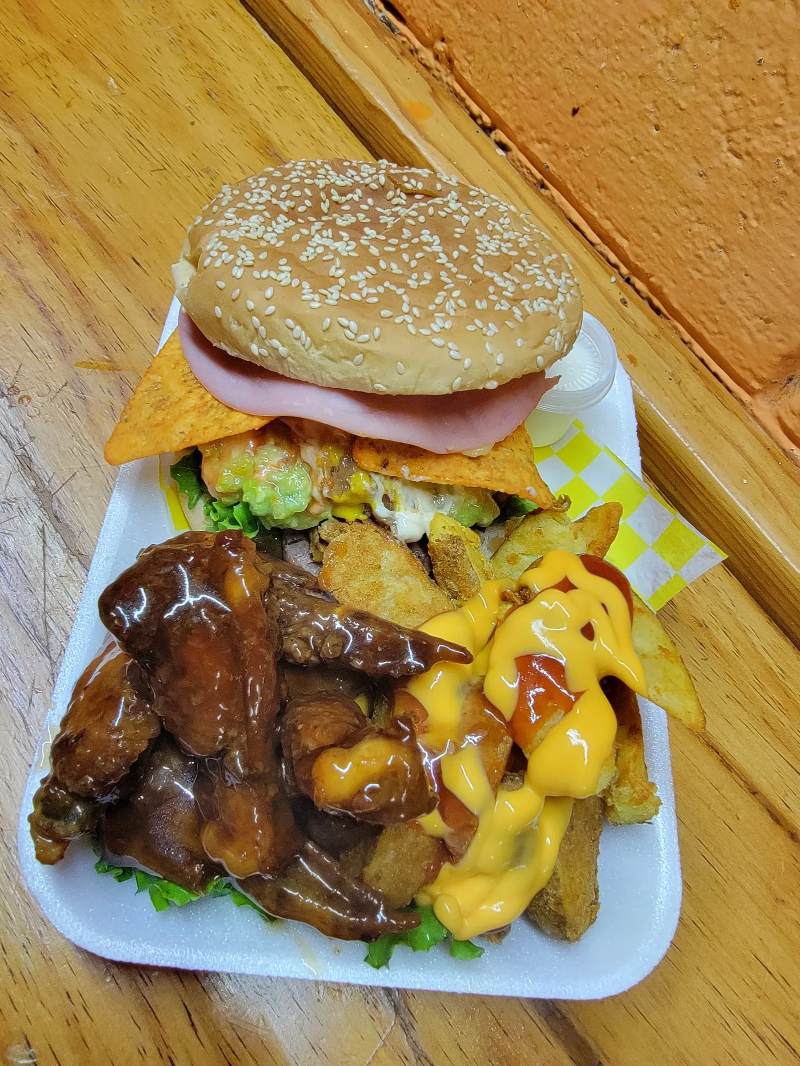 Barry's Food & Drinks image 8