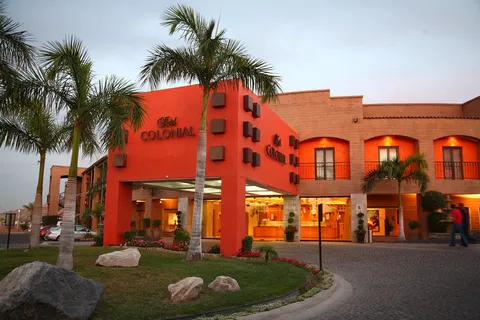 Buffet Hotel Colonial image 3
